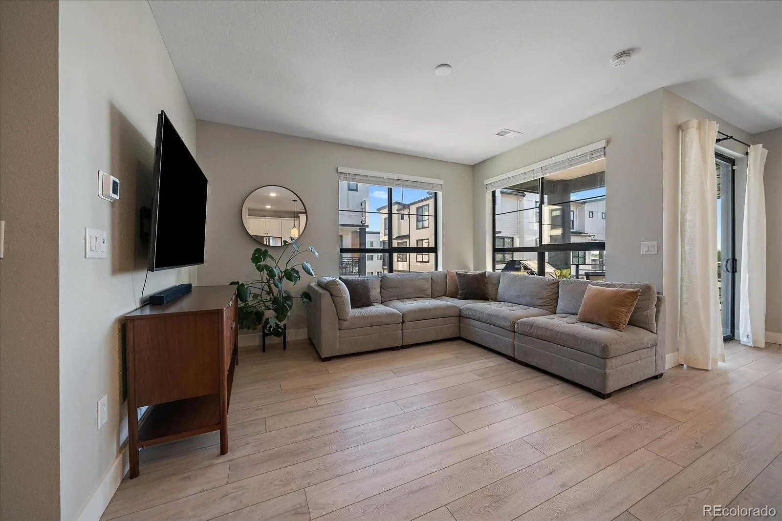 2002 S Holly Street #2 Denver CO 80222 MLS #REC8657828 07252026140550 1600 12