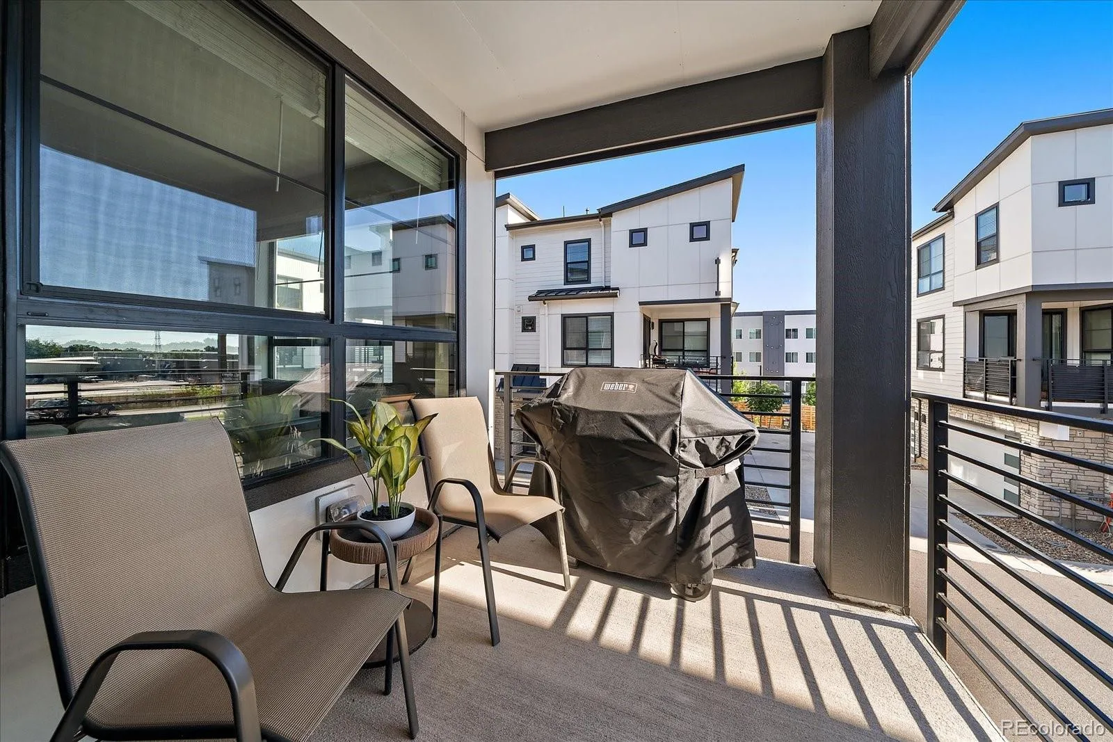 2002 S Holly Street #2 Denver CO 80222 MLS #REC8657828 07252026140550 1600 14