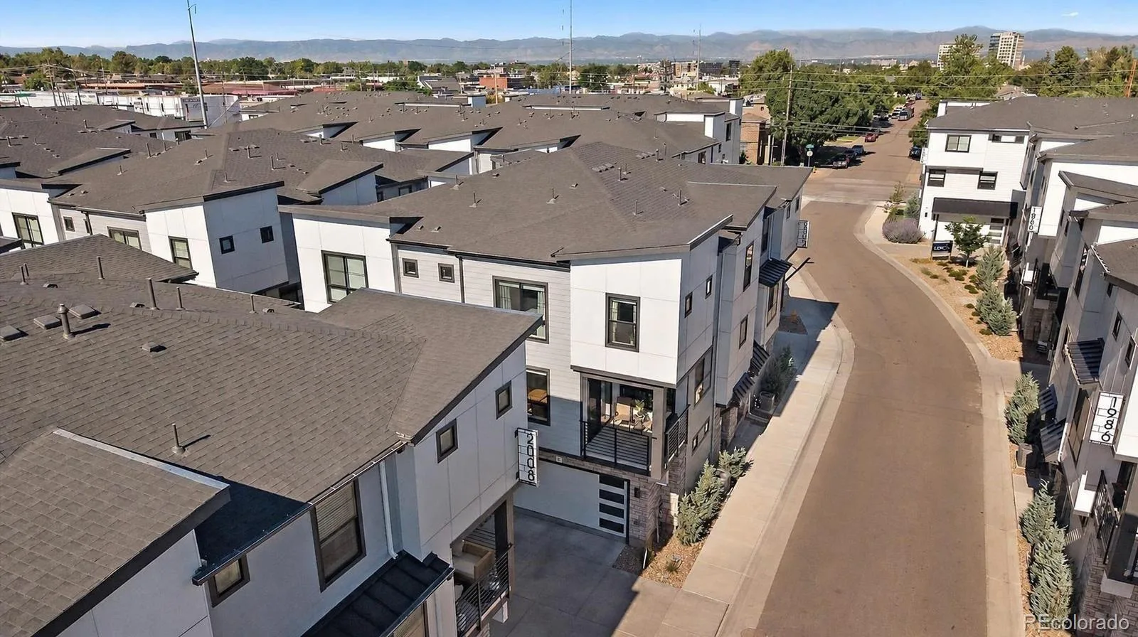 2002 S Holly Street #2 Denver CO 80222 MLS #REC8657828 07252026140550 1600 4