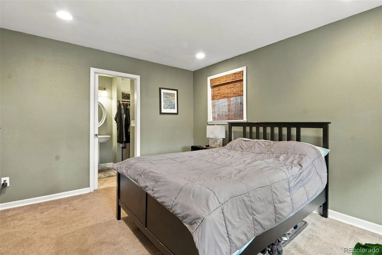 792 Geneva Street Aurora CO 80010 | MLS #REC8659733 10172026012619 1600 10
