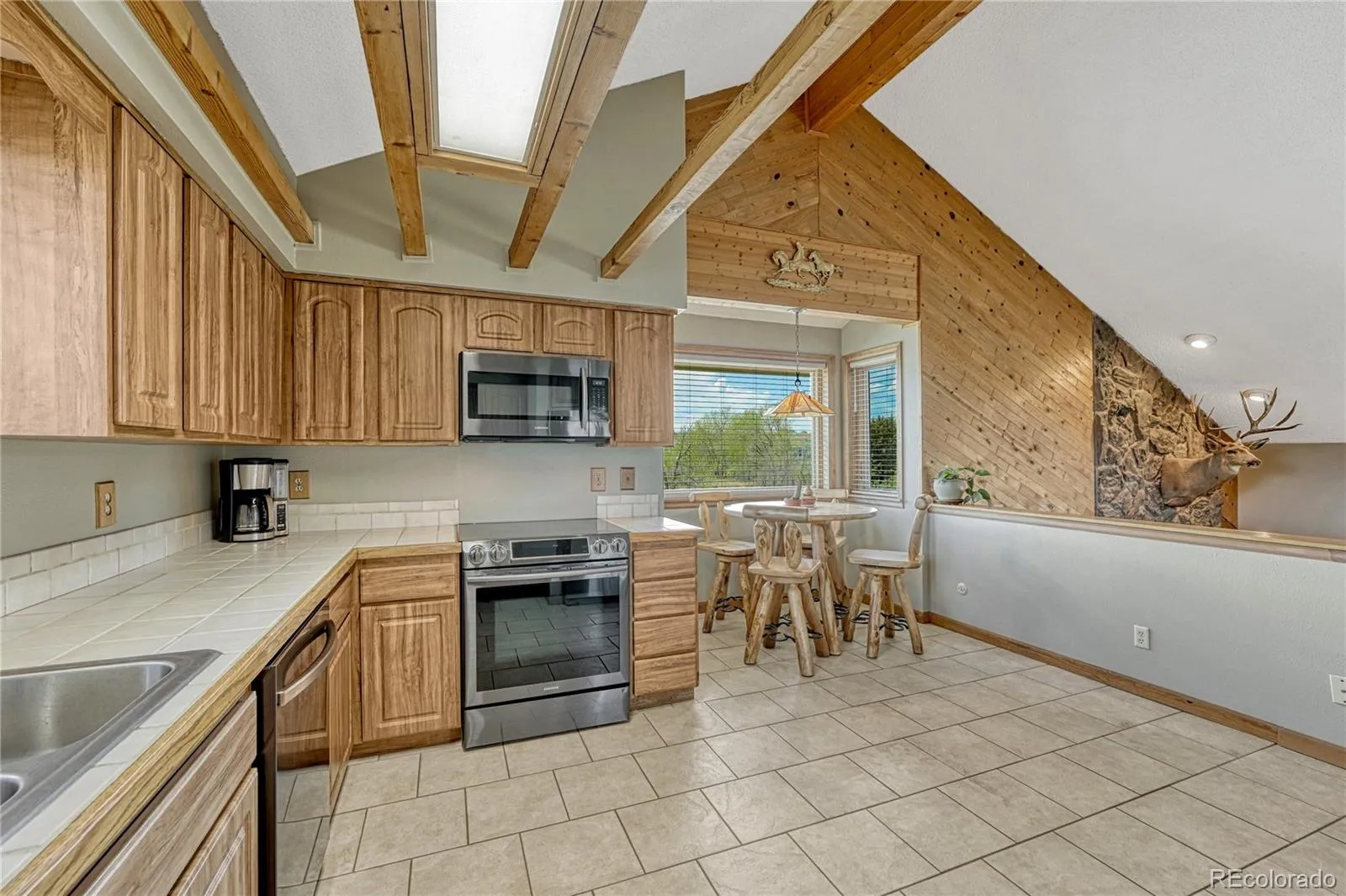 1884 Elizabeth Drive Parker CO 80138 | MLS #REC8660058 05162026041709 1600 10