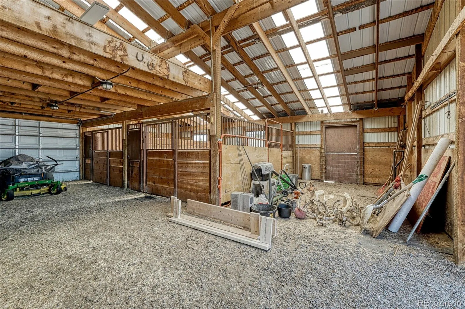 1884 Elizabeth Drive Parker CO 80138 | MLS #REC8660058 05162026041709 1600 26