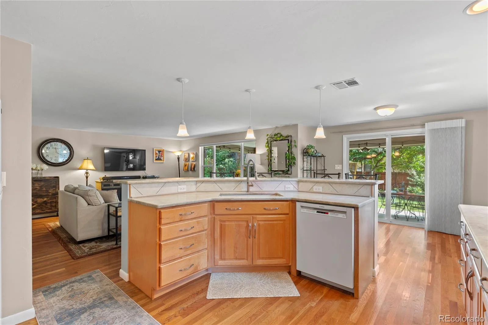 240 S Kearney Street Denver CO 80224 | MLS #REC8660391 10092026112529 1600 10