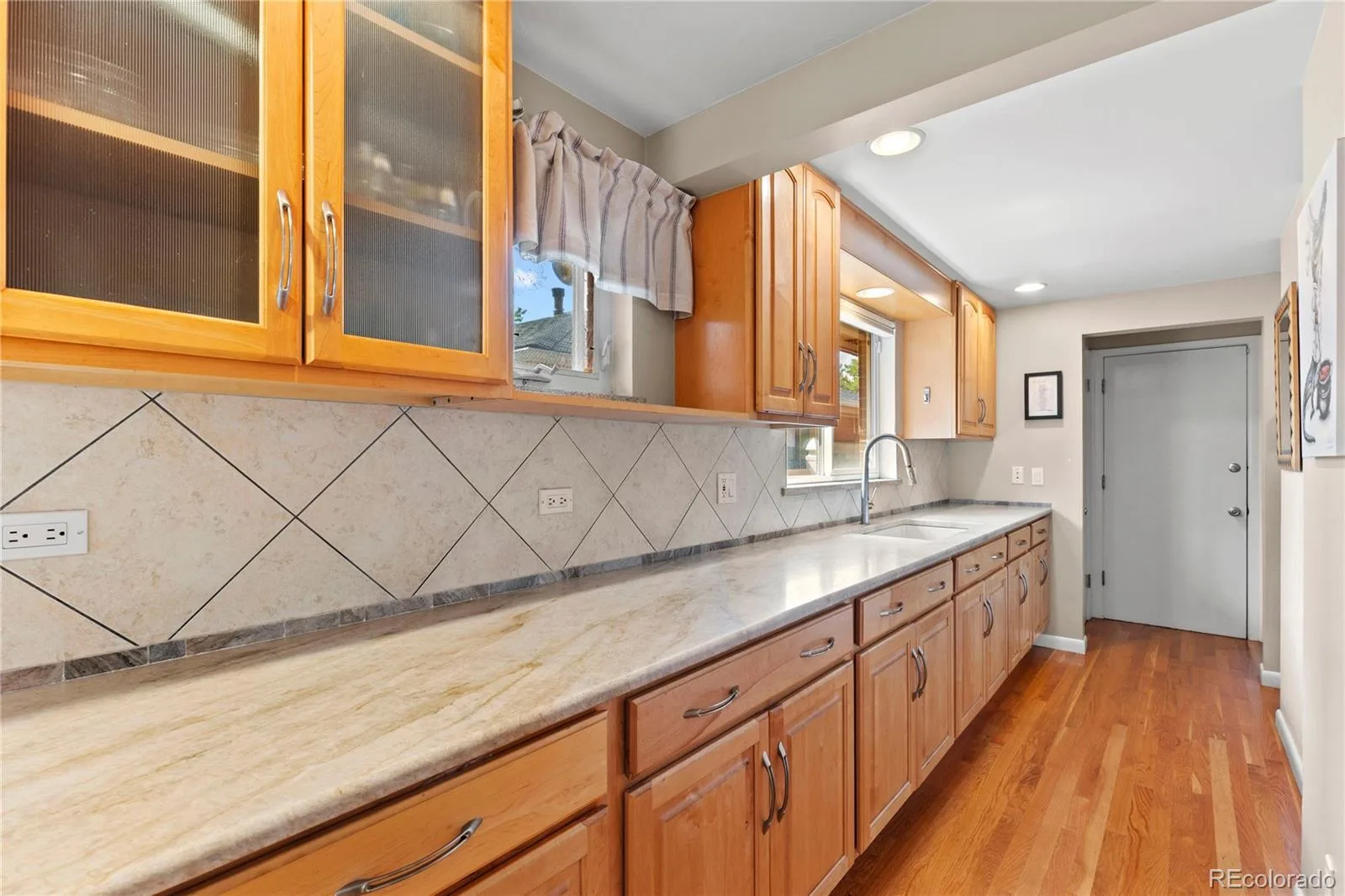240 S Kearney Street Denver CO 80224 | MLS #REC8660391 10092026112529 1600 18