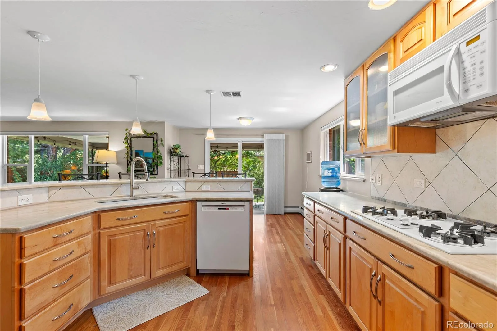 240 S Kearney Street Denver CO 80224 | MLS #REC8660391 10092026112529 1600 8
