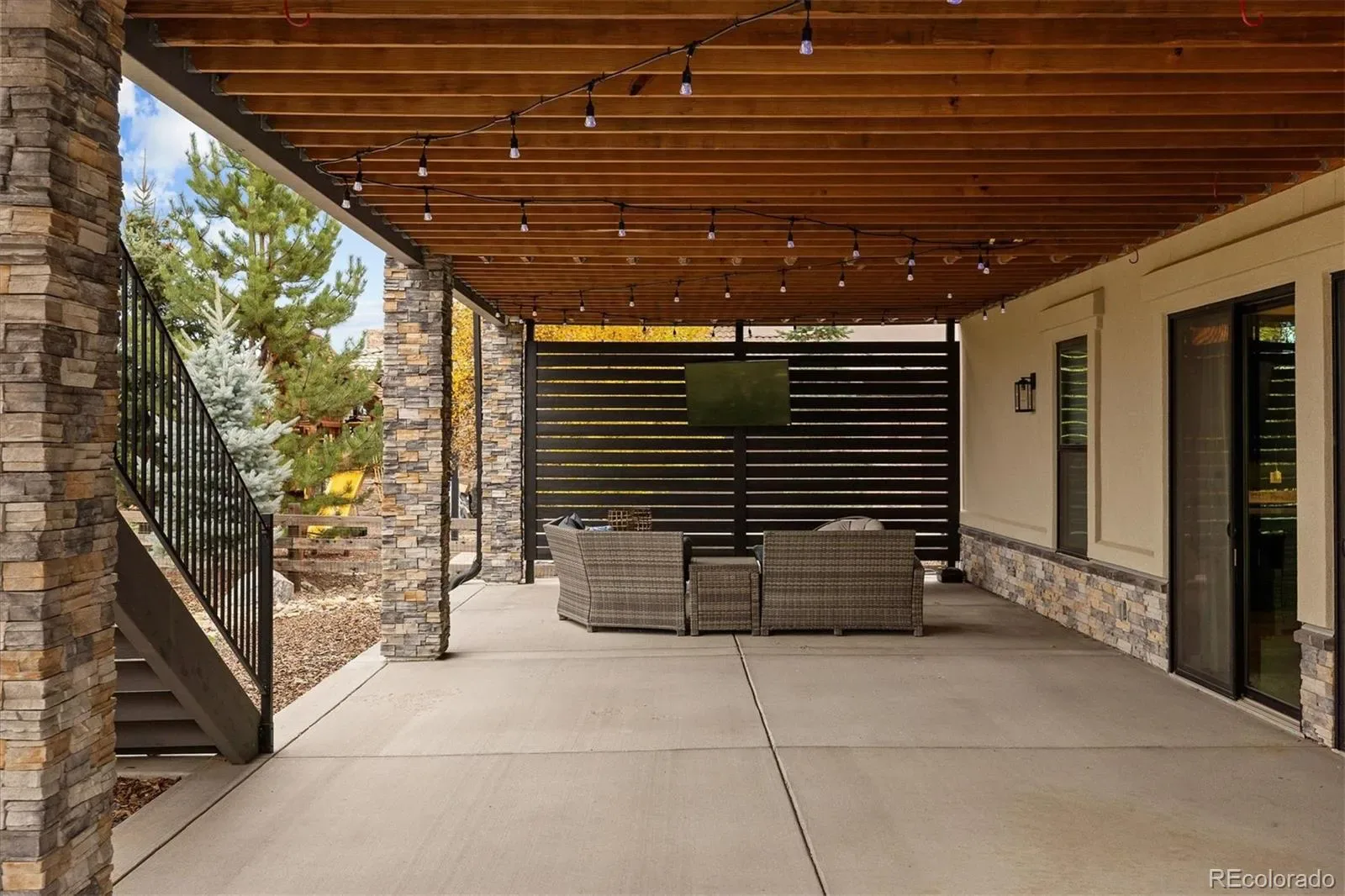 5379 Sedona Drive Parker CO 80134 MLS #REC8661050 03192026052422 1600 19