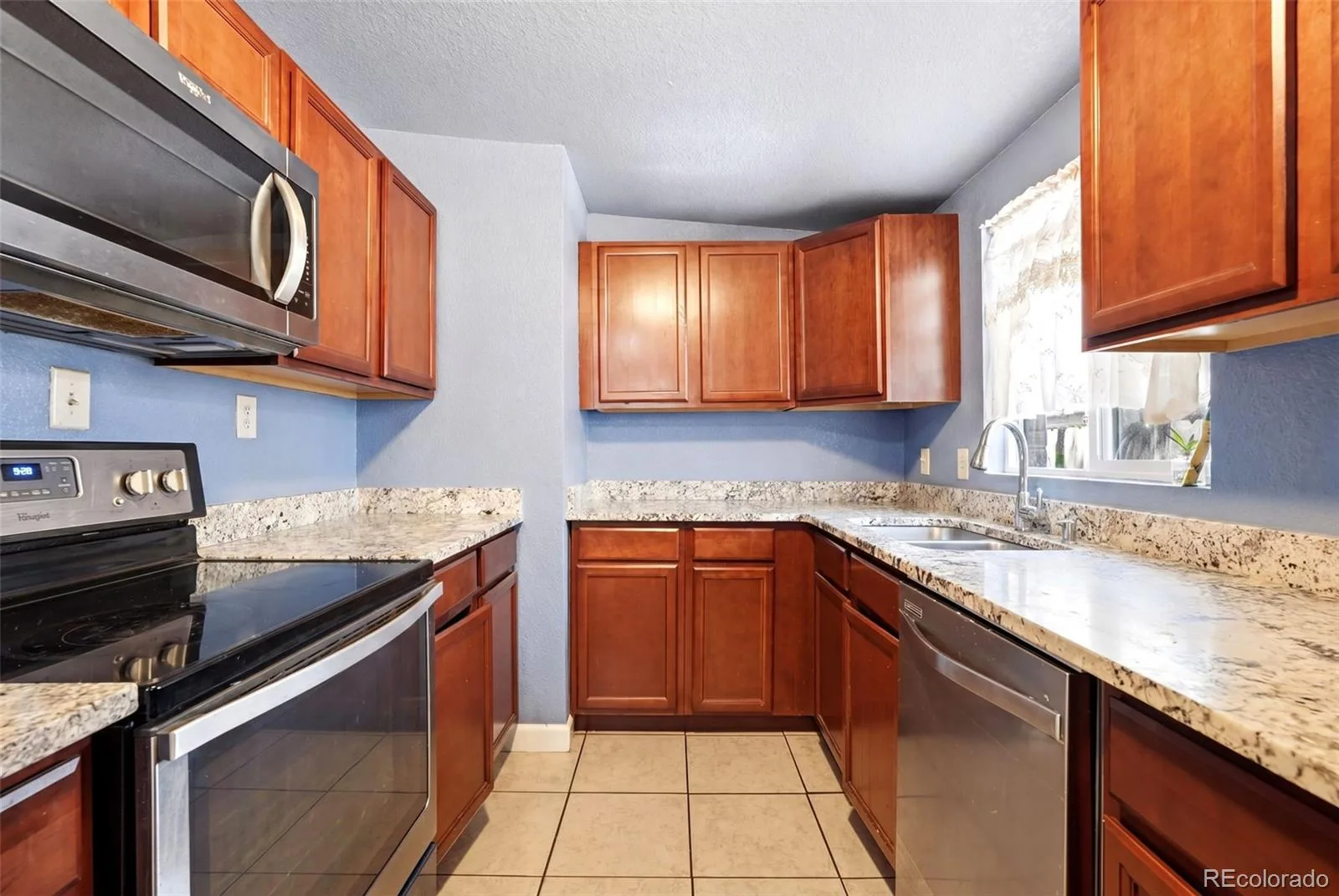 1225 Dallas Street Aurora CO 80010 MLS #REC8661911 05292026235620 1600 6