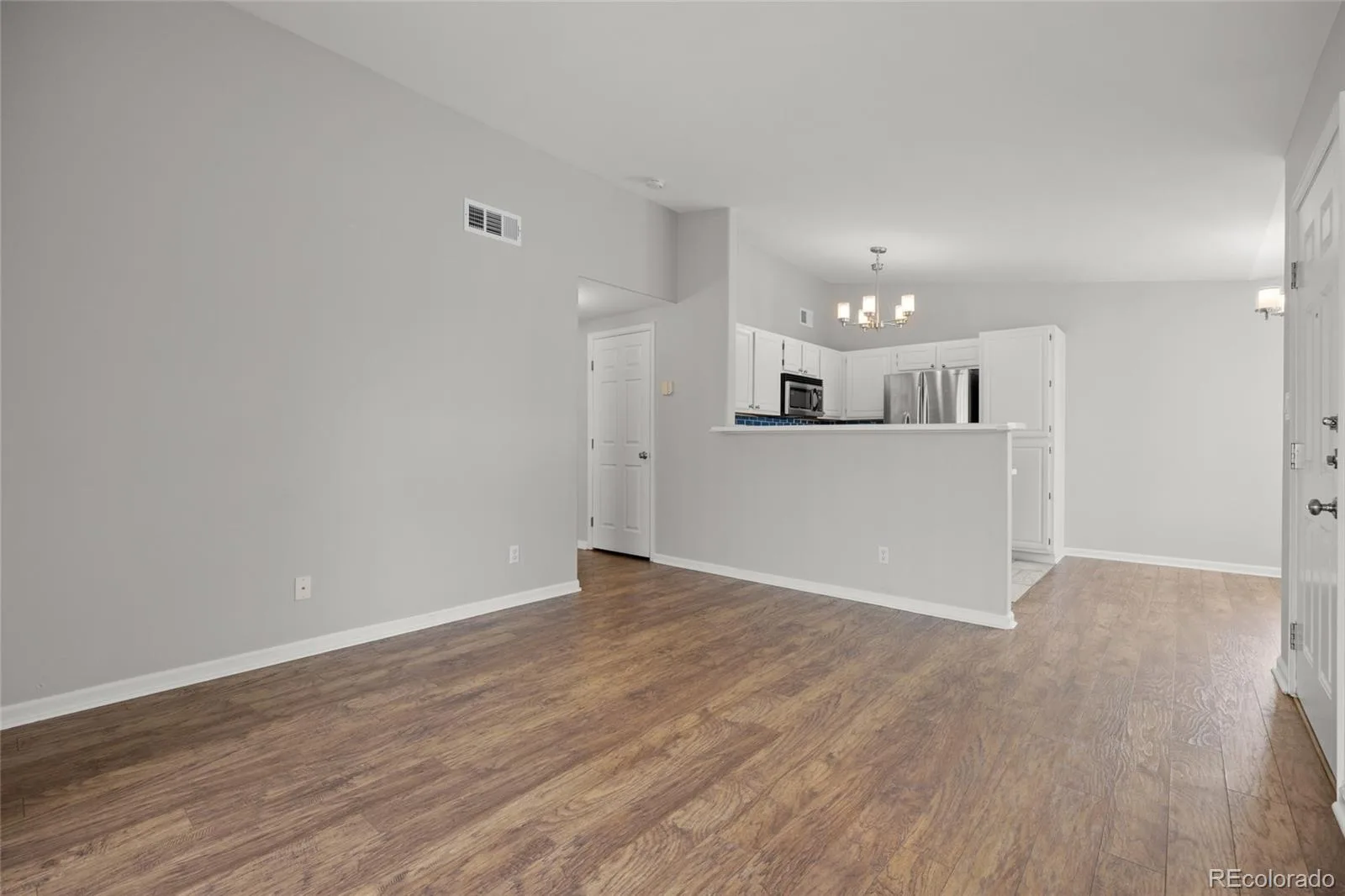 8358 Pebble Creek Way #204 Littleton CO 80126 | MLS #REC8662240 07092026164154 1600 6