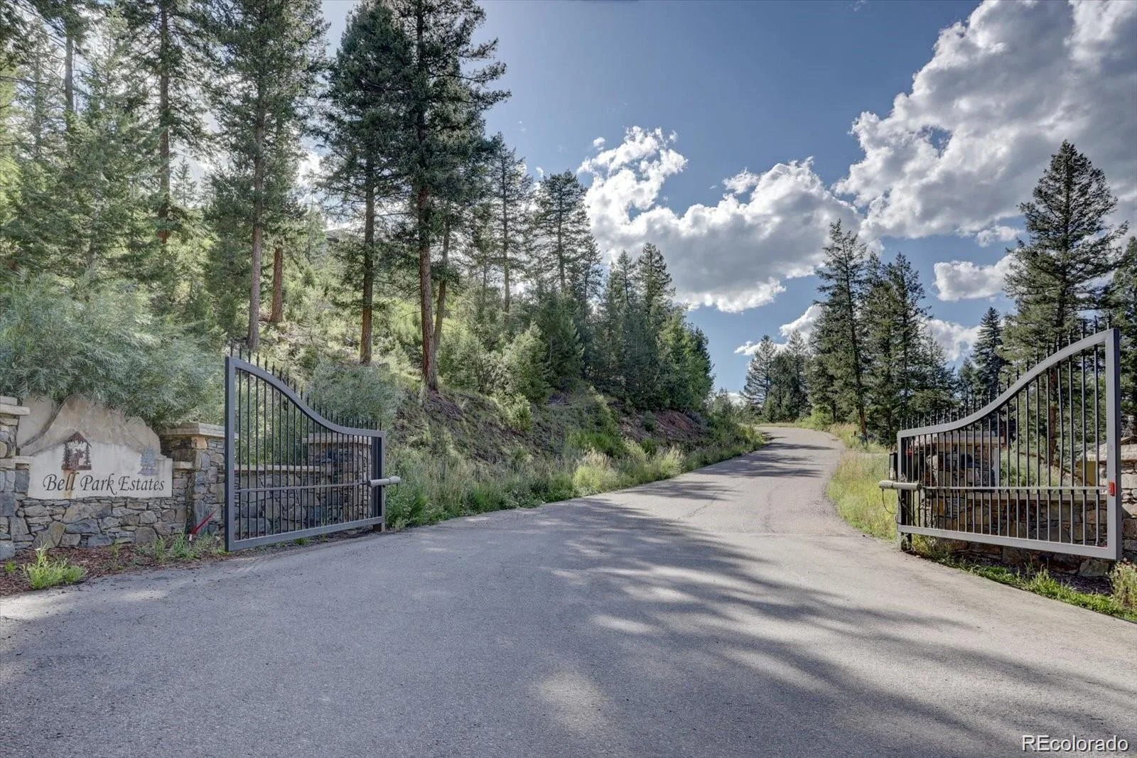 5061 Liberty Drive Evergreen CO 80439 | MLS #REC8664020 07312026002626 1600 12