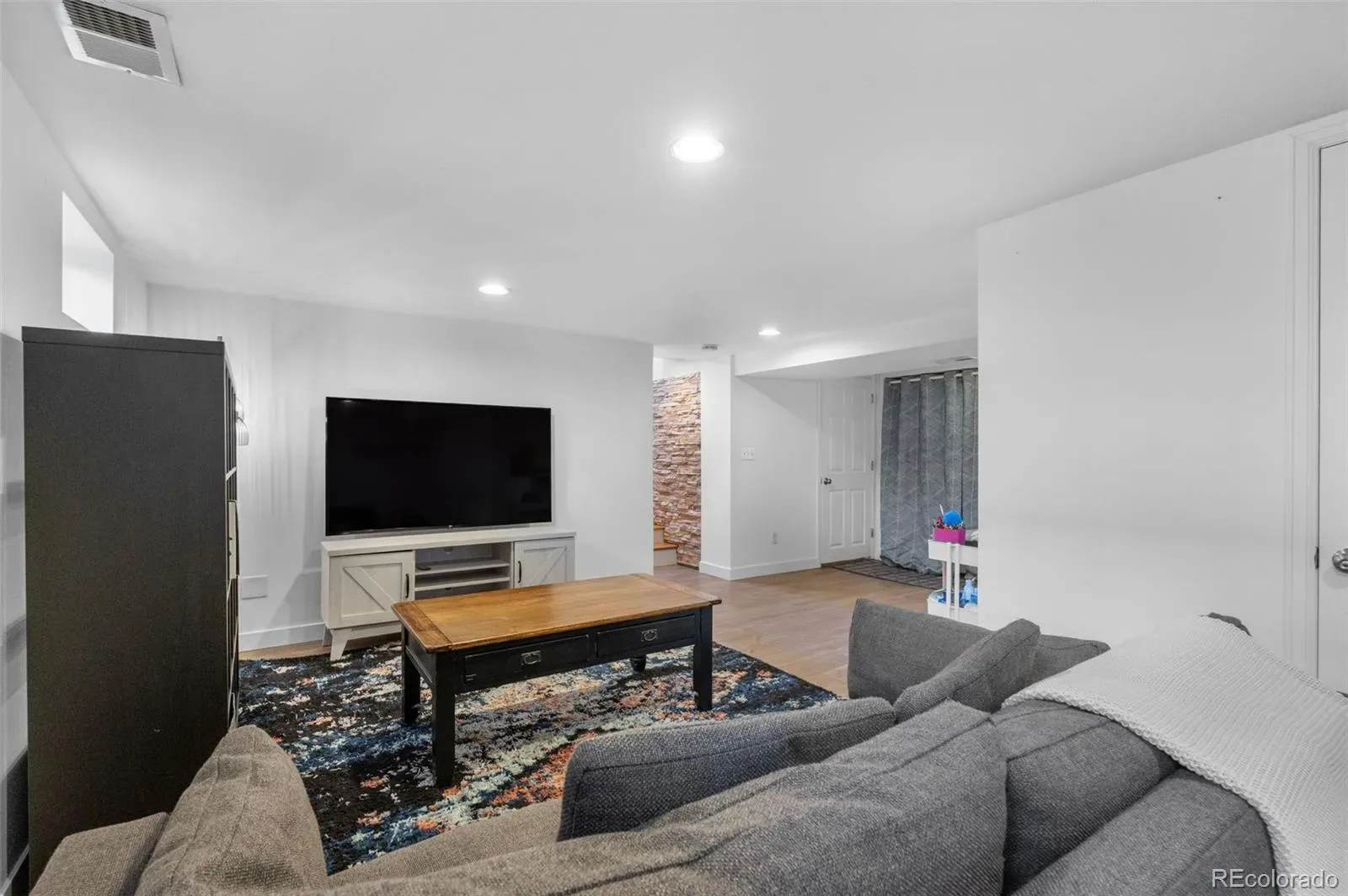 03122026232634 1600 24