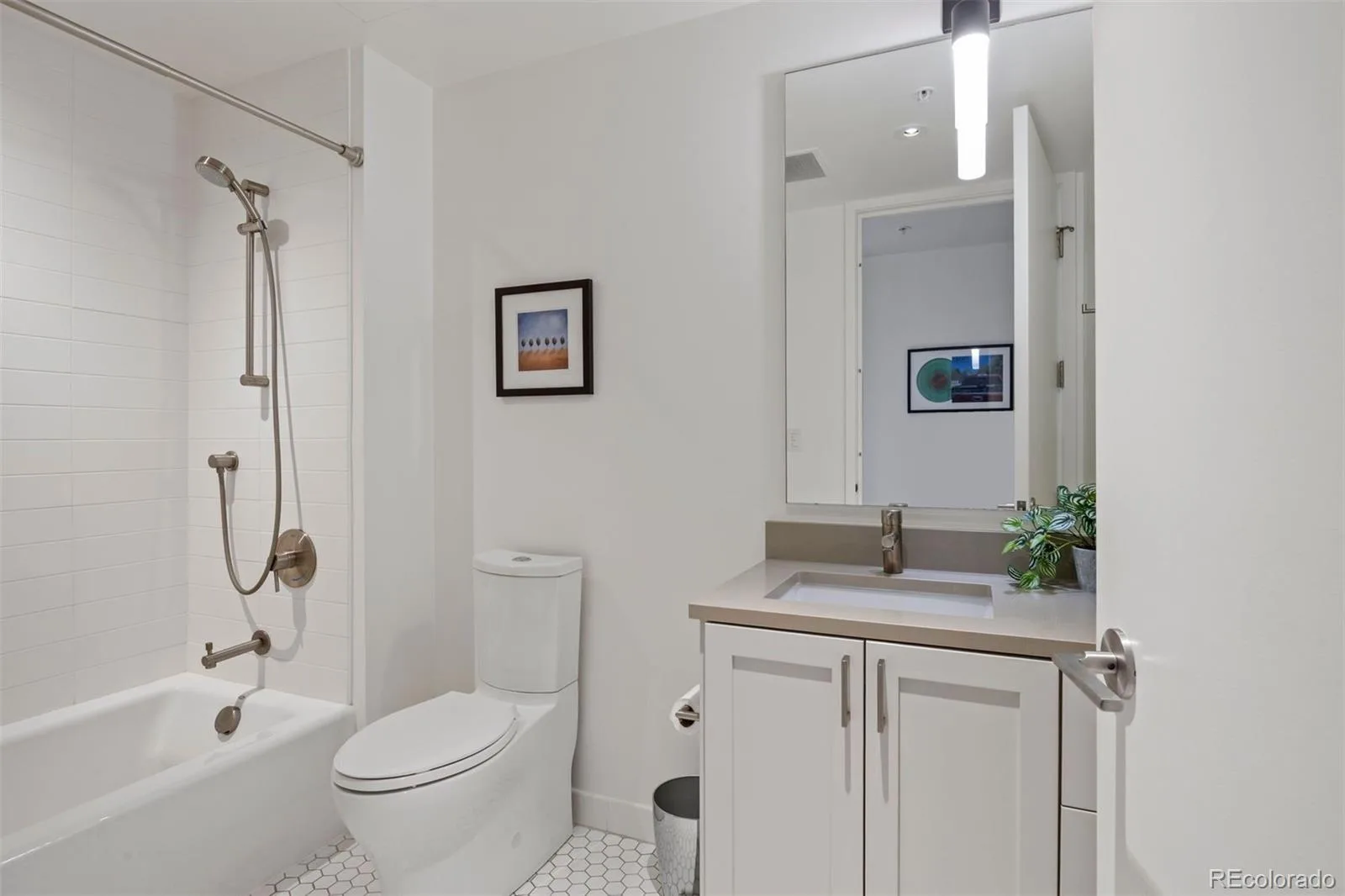 1750 Wewatta Street #1009 Denver CO 80202 | MLS #REC8665671 08272026221152 1600 23