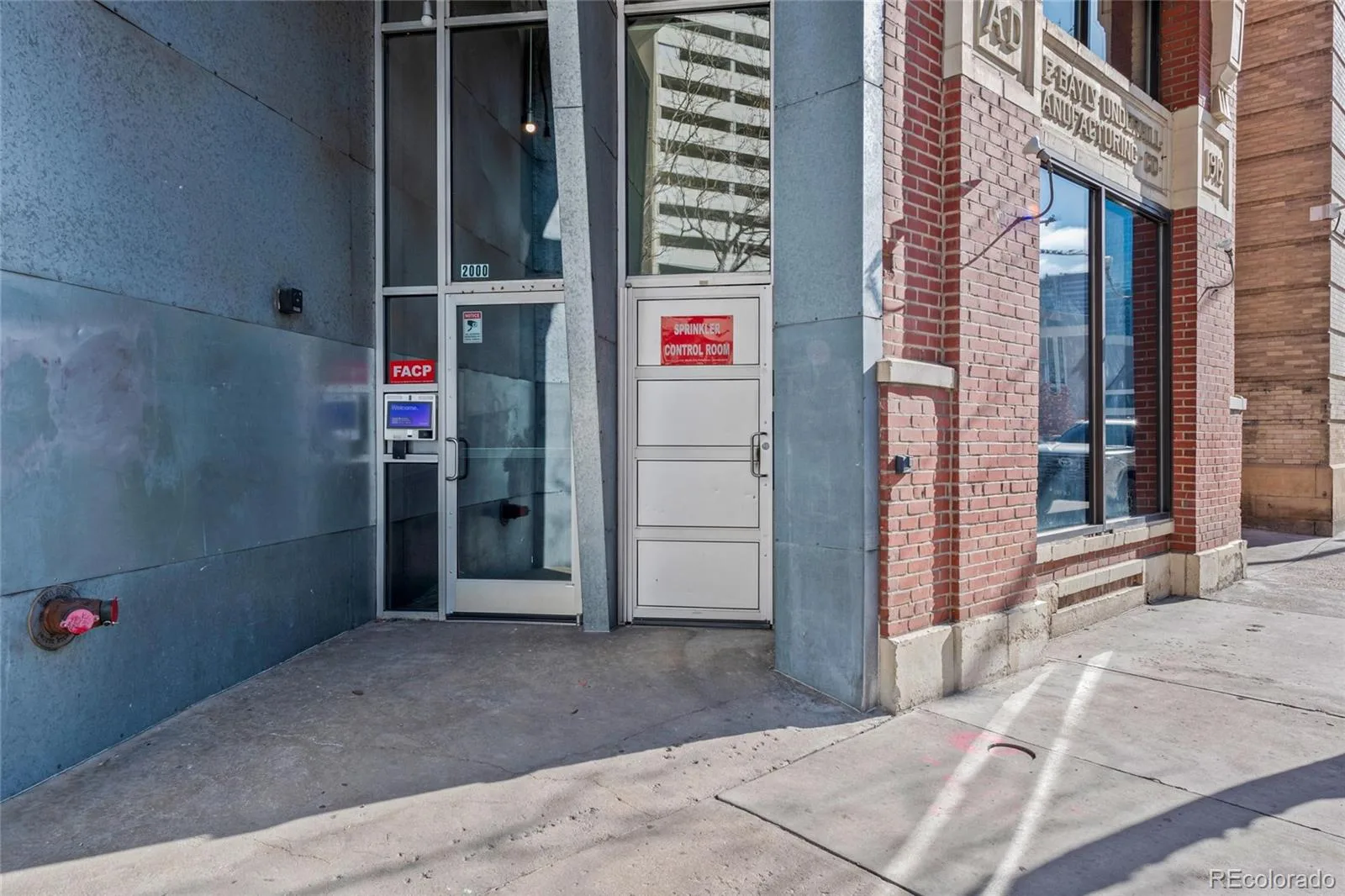 2000 Arapahoe Street #1 Denver CO 80205 | MLS #REC8665921 08142026202813 1600 29