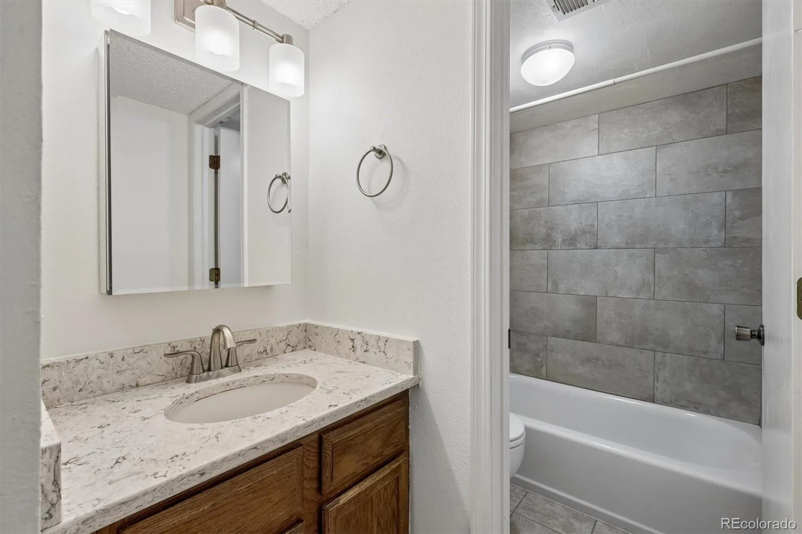3121 S Tamarac Drive #208H Denver CO 80231 MLS #REC8666352 05262026211831 1600 18