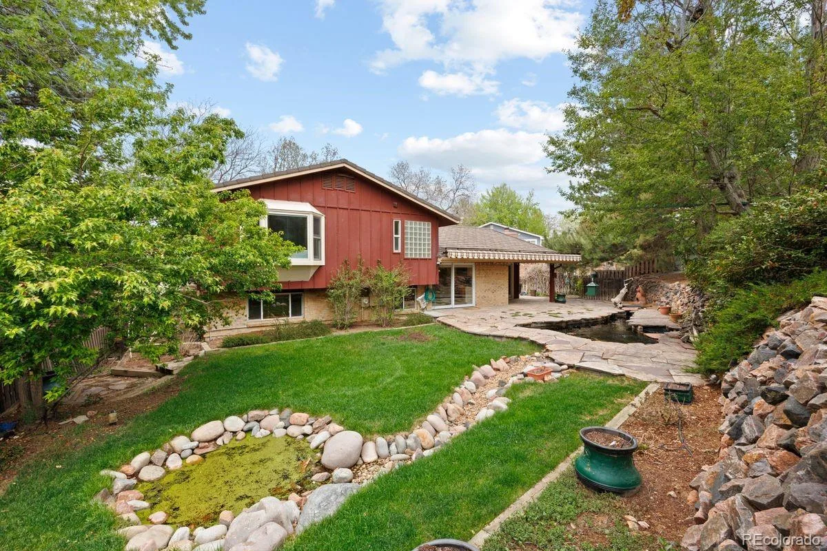 6528 S Oneida Court Centennial CO 80111 | MLS #REC8668278 07152026065839 1200 31