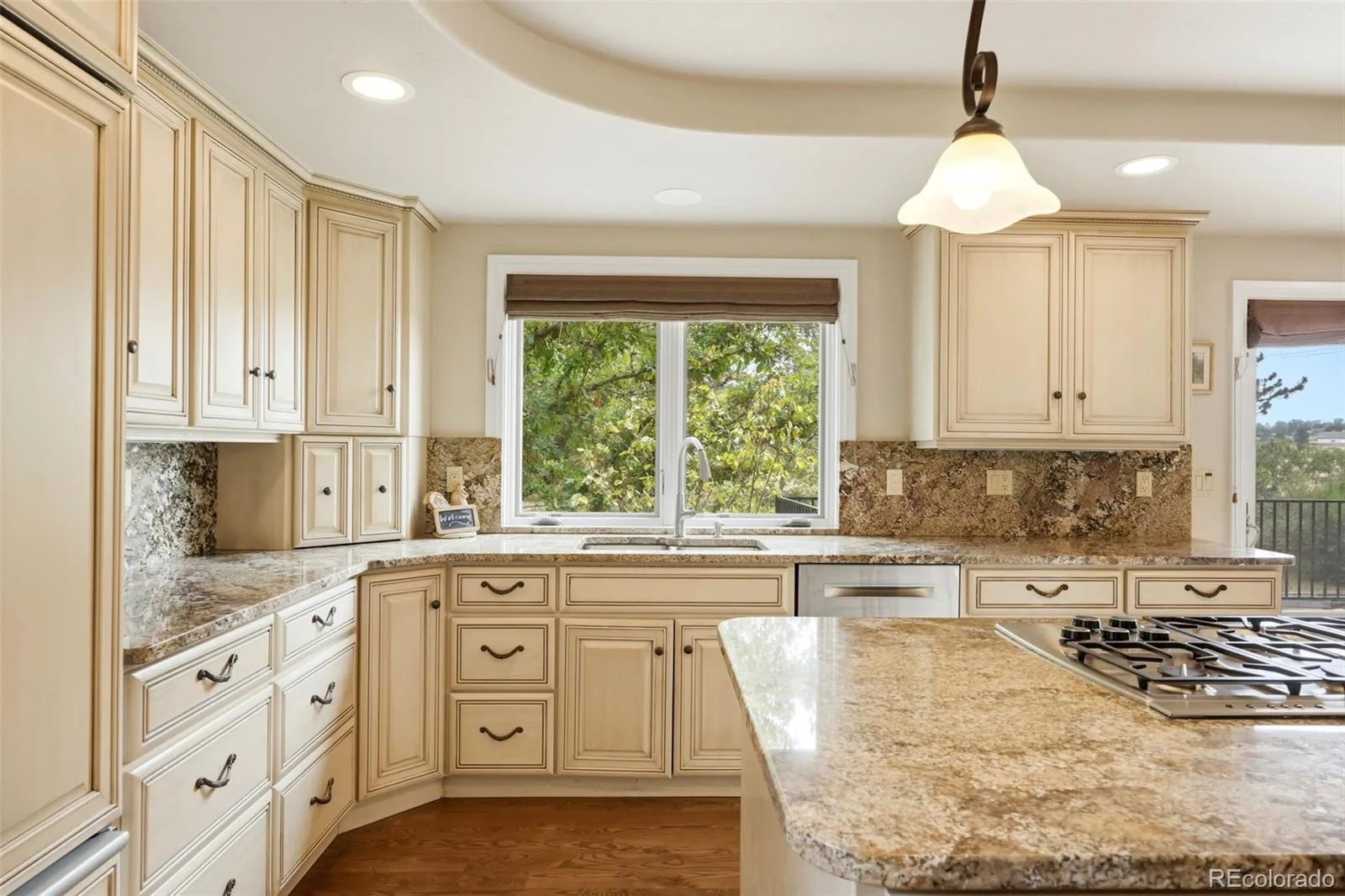 9302 N Heather Drive Castle Rock CO 80108 | MLS #REC8668556 08282026203645 1600 7