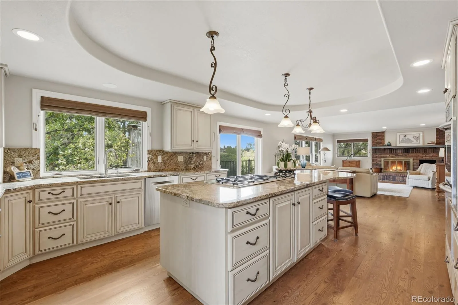 9302 N Heather Drive Castle Rock CO 80108 | MLS #REC8668556 08282026203645 1600 8