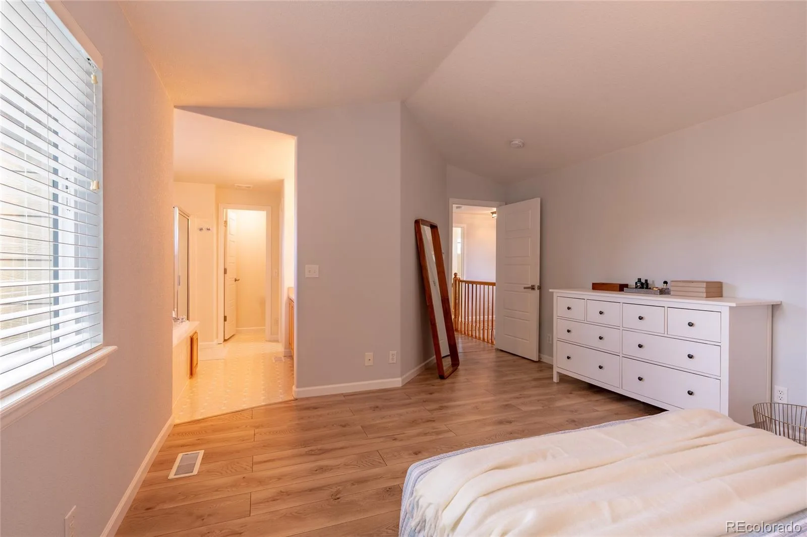 3649 Rawhide Circle Castle Rock CO 80104 | MLS #REC8668604 08142026015332 1600 16