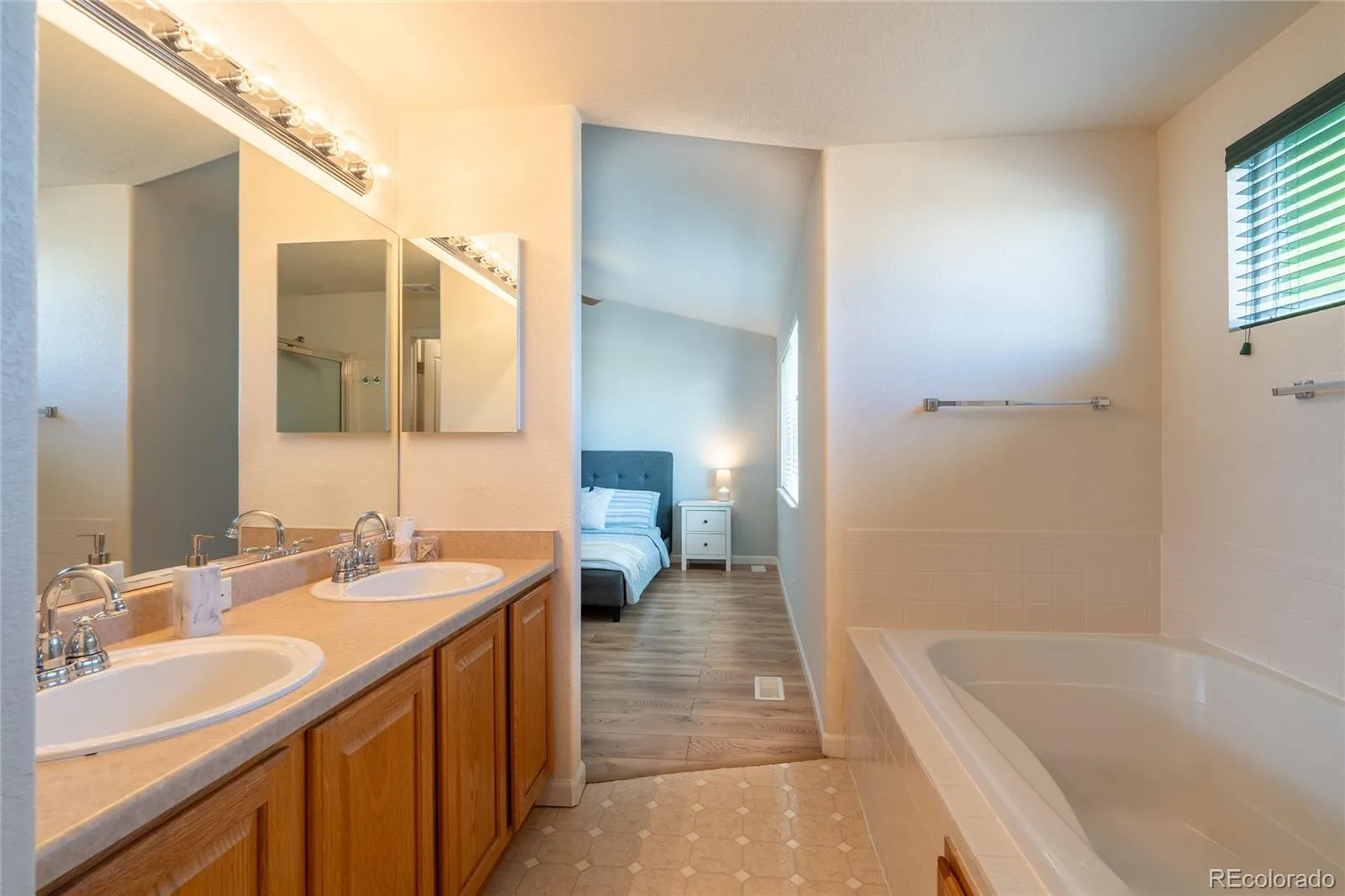 3649 Rawhide Circle Castle Rock CO 80104 | MLS #REC8668604 08142026015332 1600 18