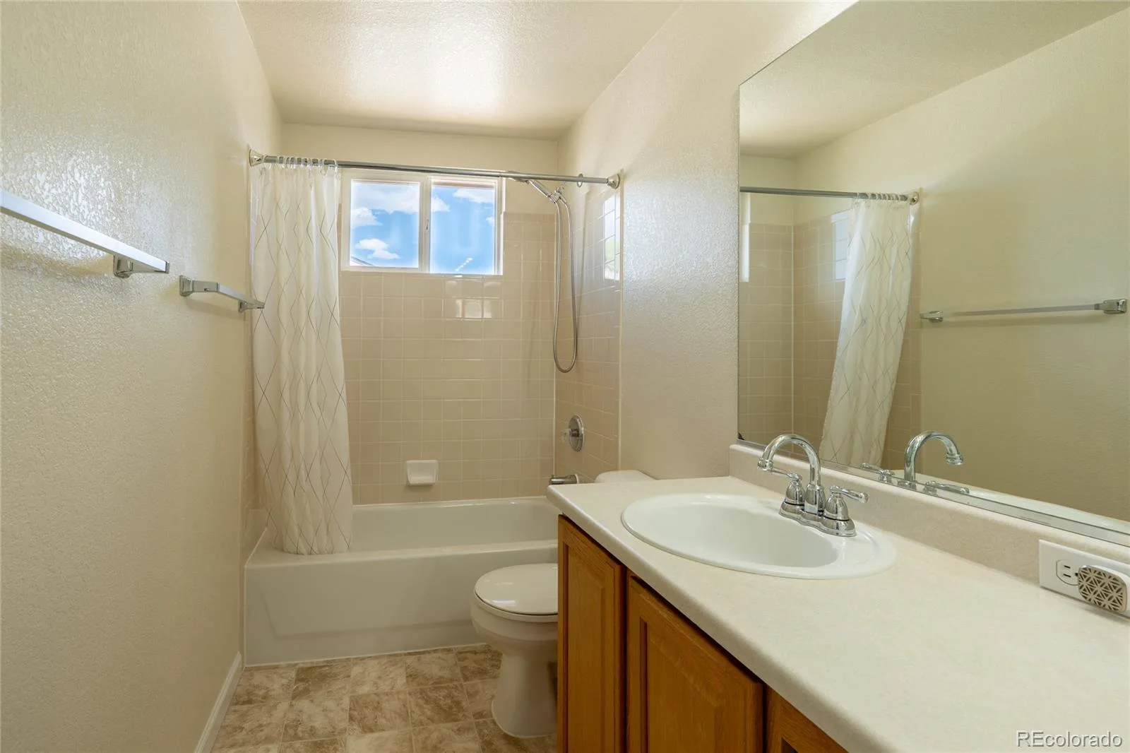 3649 Rawhide Circle Castle Rock CO 80104 | MLS #REC8668604 08142026015332 1600 9
