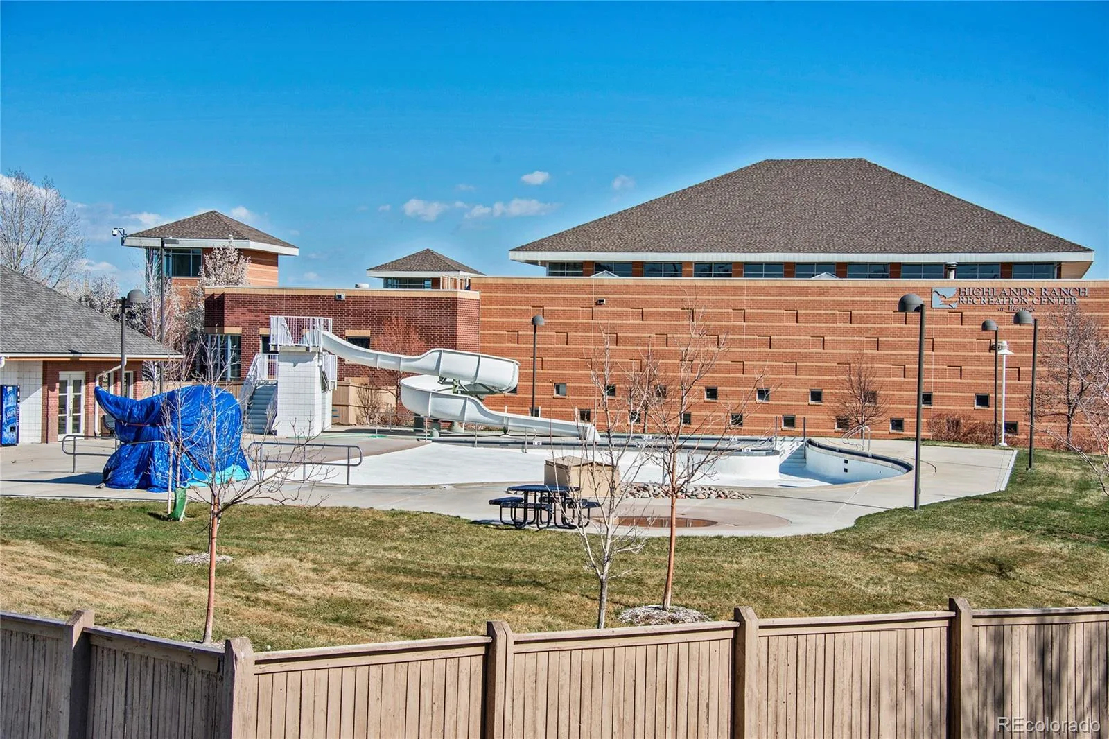 9454 Wolfe Place Highlands Ranch CO 80129 | MLS #REC8670200 08202026154540 1600 41