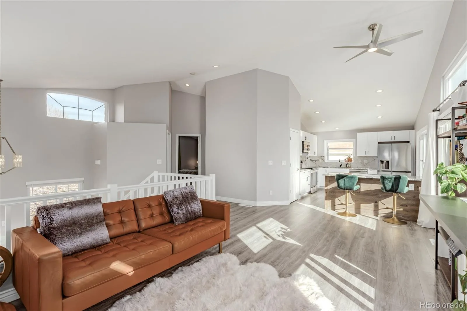 9454 Wolfe Place Highlands Ranch CO 80129 | MLS #REC8670200 08202026154540 1600 9