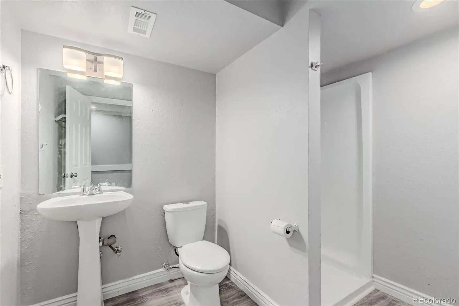 9454 Wolfe Place Highlands Ranch CO 80129 MLS #REC8670200 12052025005443 1600 30