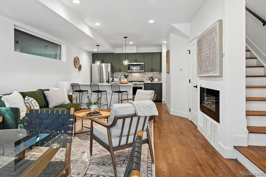 04072026162536 1024 4