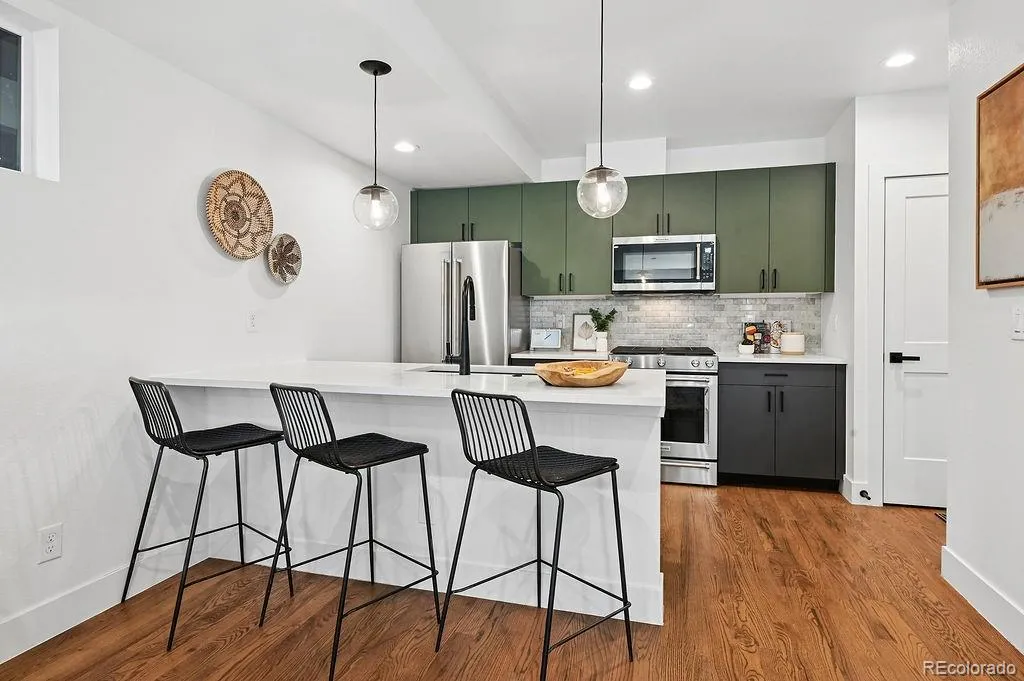 04072026162536 1024 6