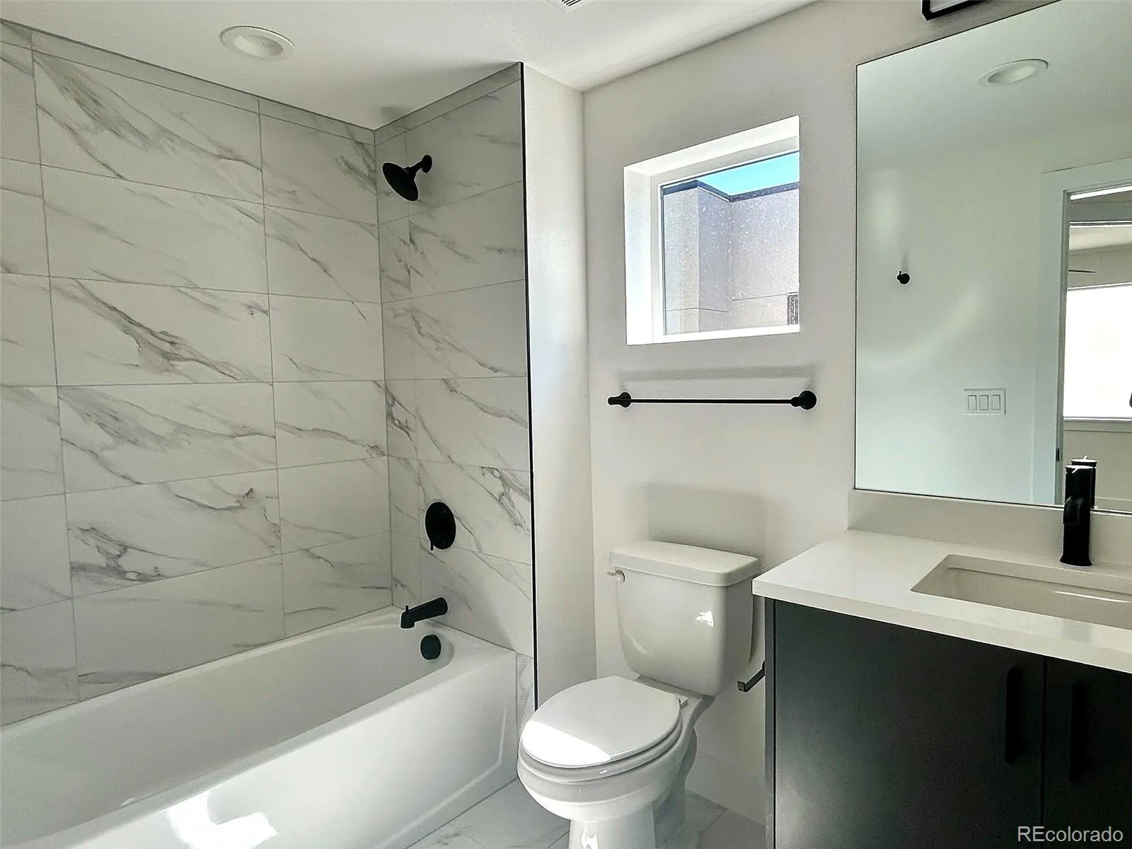 04072026162536 1600 22