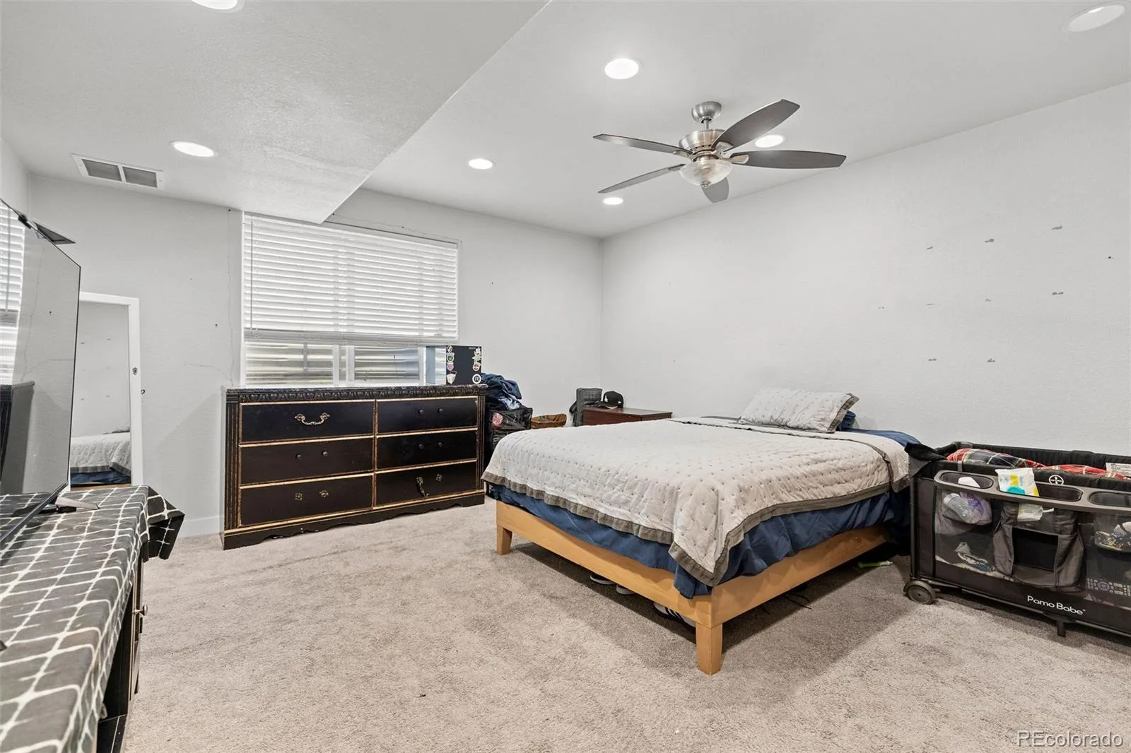 17048 E 106th Way Commerce City CO 80022 MLS #REC8672956 06122026215306 1600 36