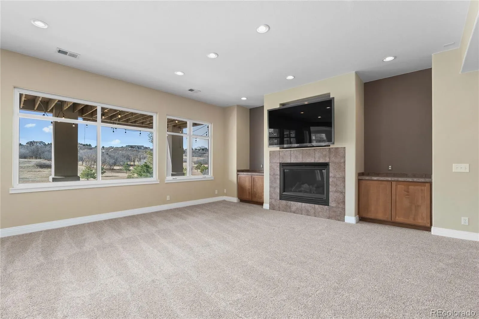 6329 Diamond Ridge Parkway Castle Rock CO 80108 MLS #REC8673036 03242026202139 1600 32
