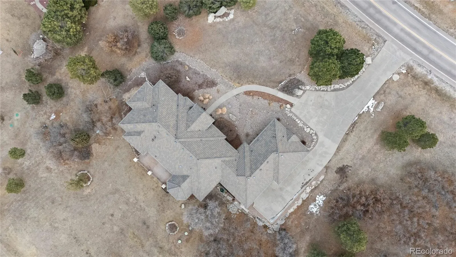 6329 Diamond Ridge Parkway Castle Rock CO 80108 MLS #REC8673036 03242026202139 1600 43