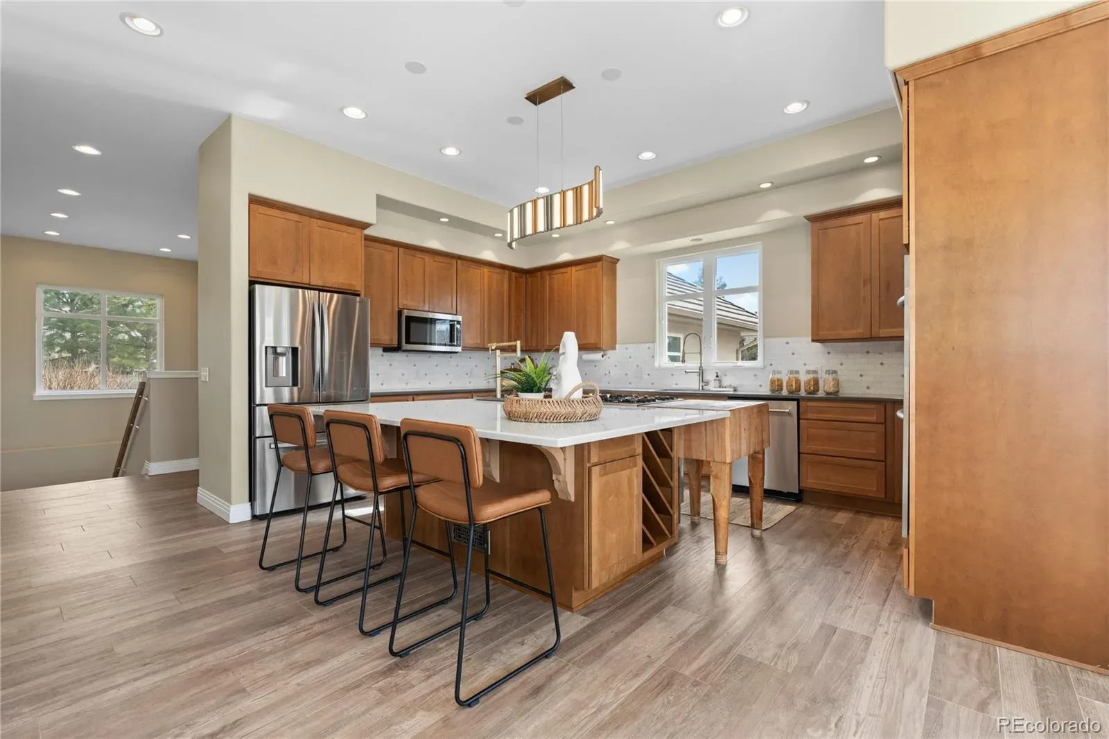 6329 Diamond Ridge Parkway Castle Rock CO 80108 MLS #REC8673036 03242026202139 1600 7