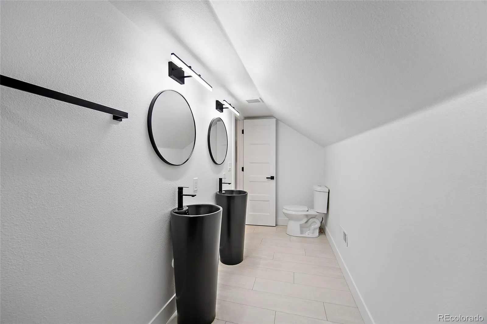 3630 W Walsh Place Denver CO 80219 MLS #REC8673104 05202026151534 1600 30