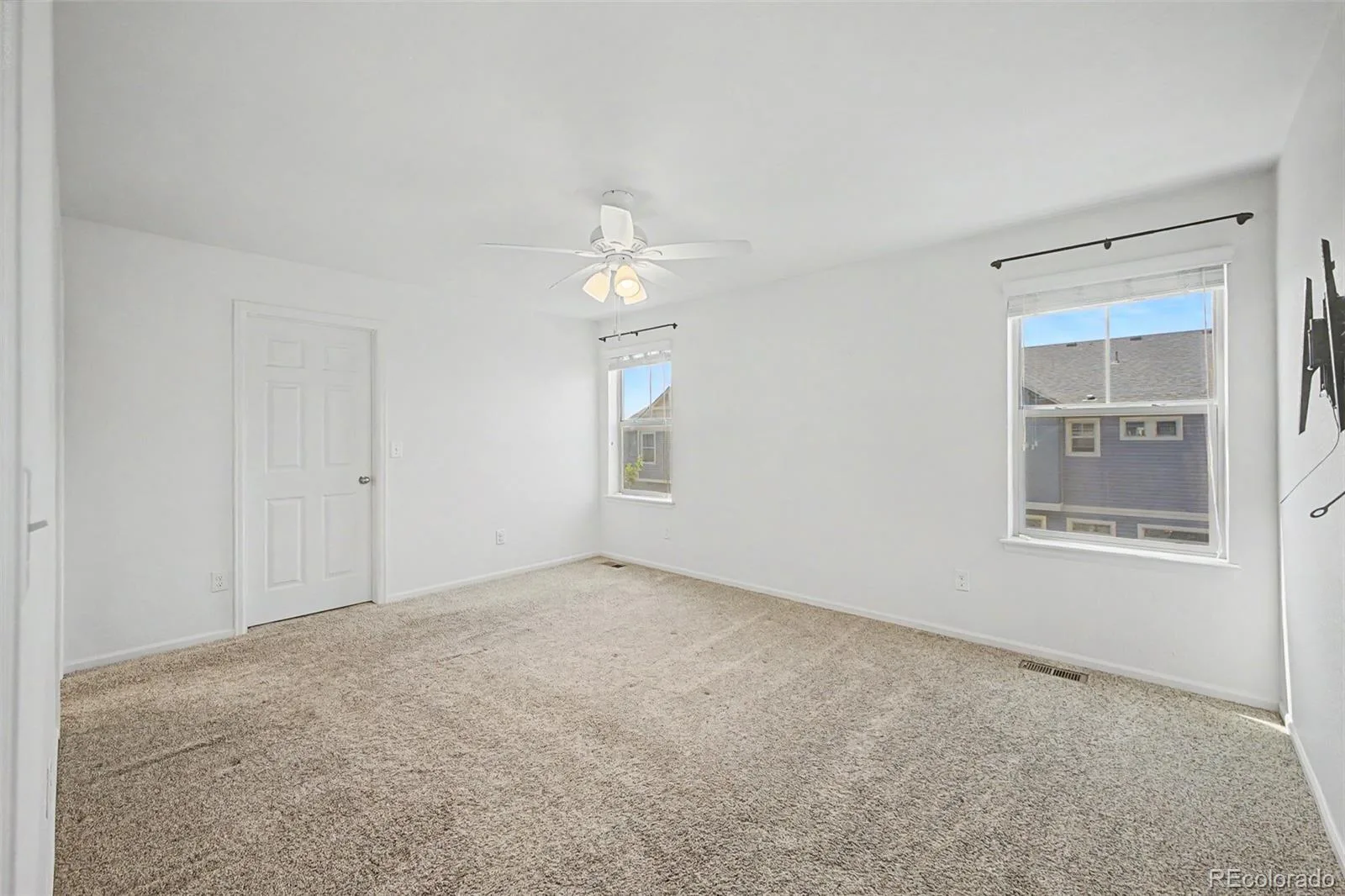 10537 Racine Way Commerce City CO 80022 | MLS #REC8673423 06252026214959 1600 15