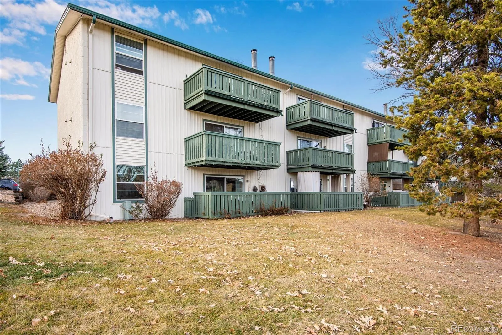 2130 S Vaughn Way #205E Aurora CO 80014 MLS #REC8675902 04242026152053 1600 24