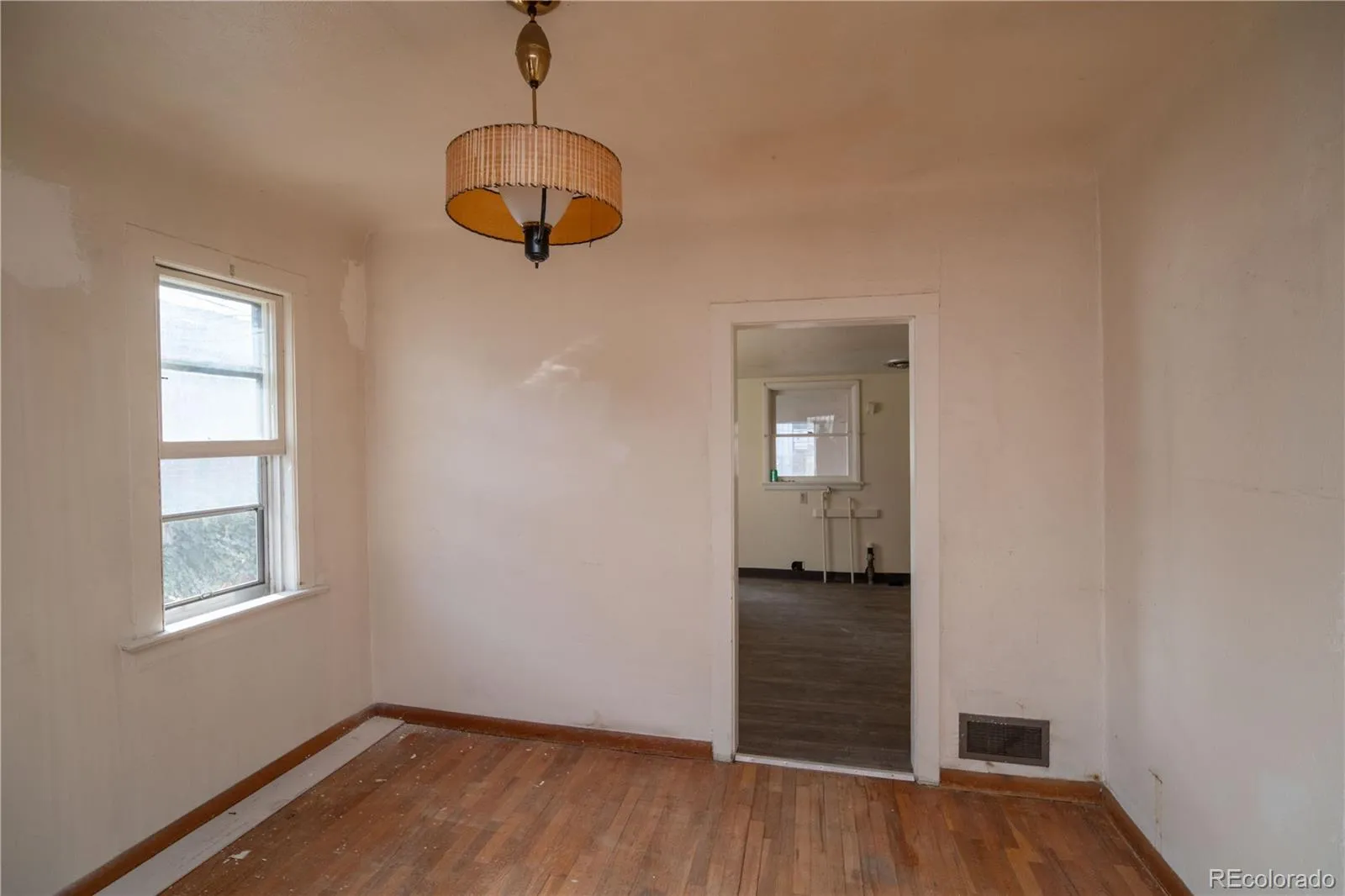 4325 Perry Street Denver CO 80212 MLS #REC8676567 05062026023955 1600 13