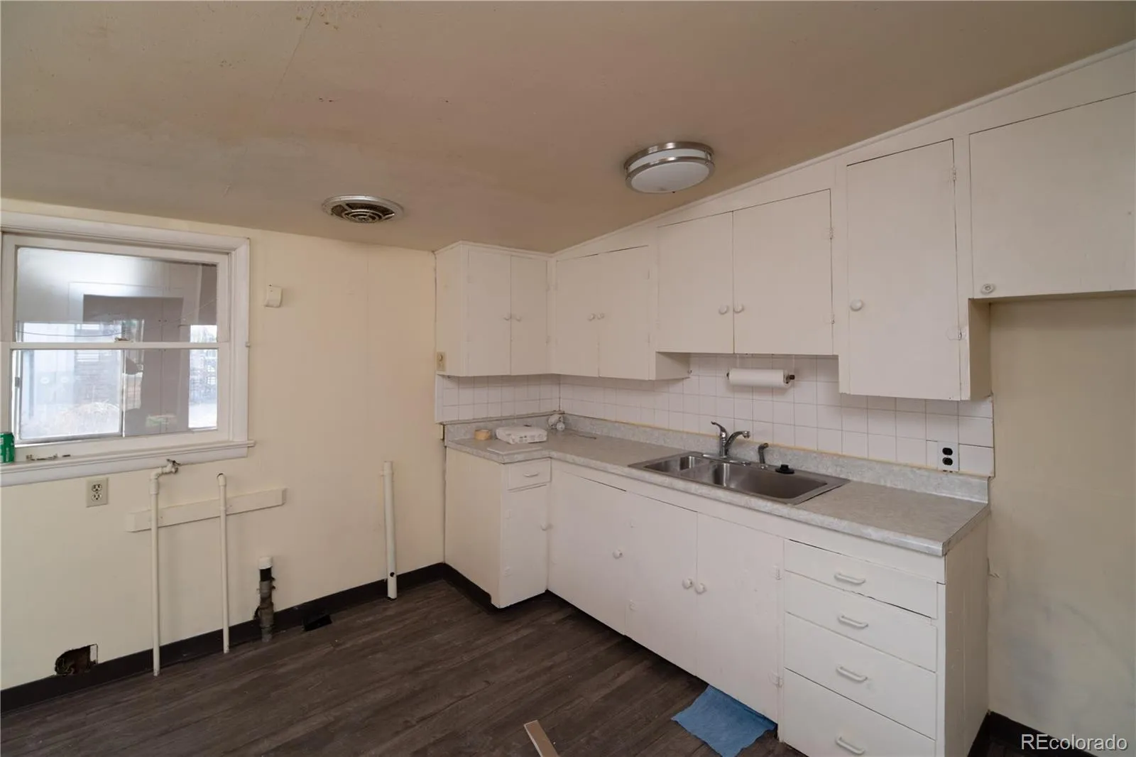 4325 Perry Street Denver CO 80212 MLS #REC8676567 05062026023955 1600 14