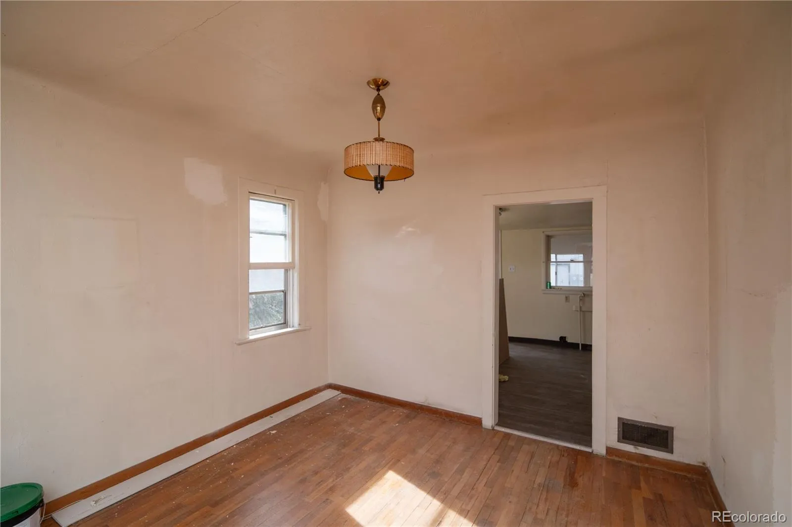 4325 Perry Street Denver CO 80212 MLS #REC8676567 05062026023955 1600 6