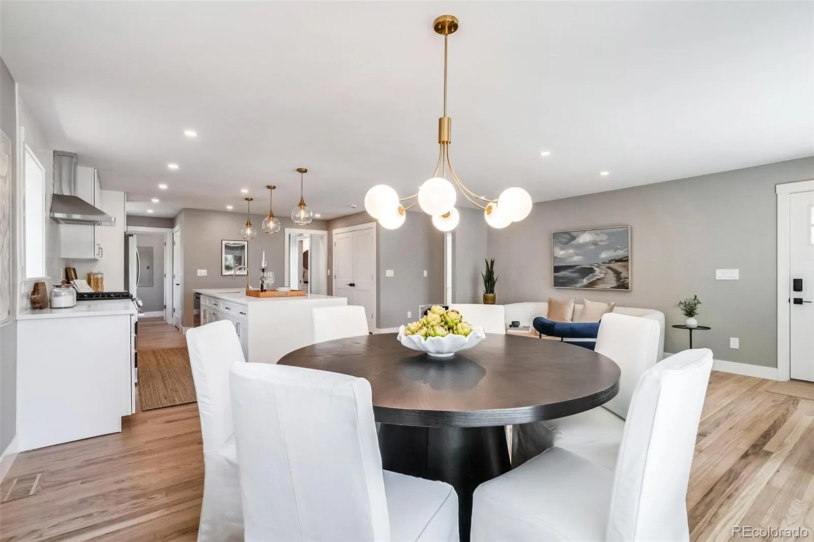 2323 N Niagara Street Denver CO 80207 MLS #REC8677246 05162026160508 1600 5