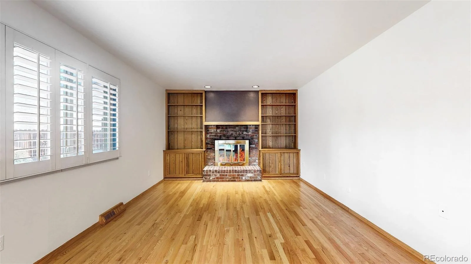 6403 E Bethany Place Denver CO 80222 | MLS #REC8679238 08212026160552 1600 13