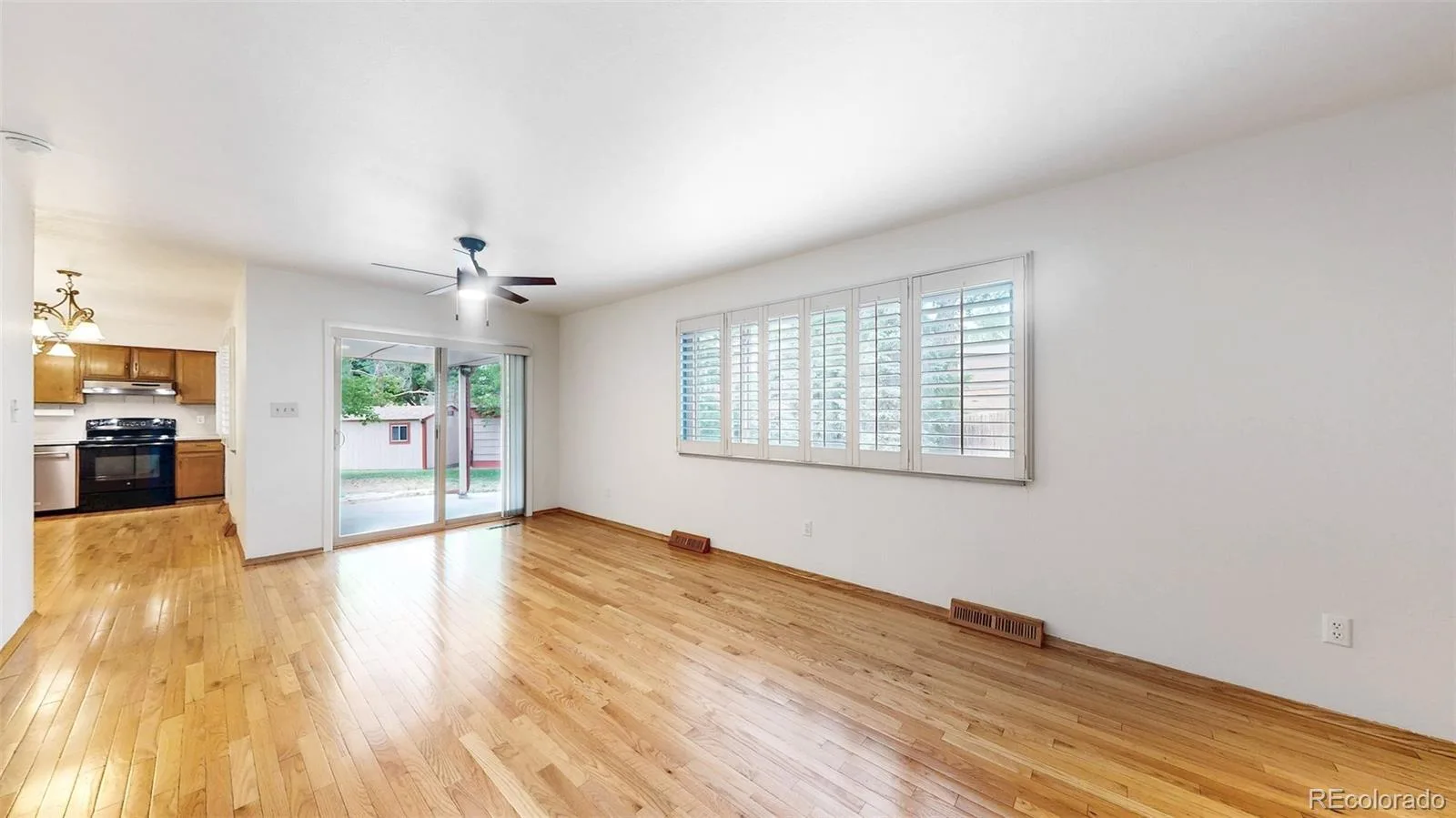 6403 E Bethany Place Denver CO 80222 | MLS #REC8679238 08212026160552 1600 14