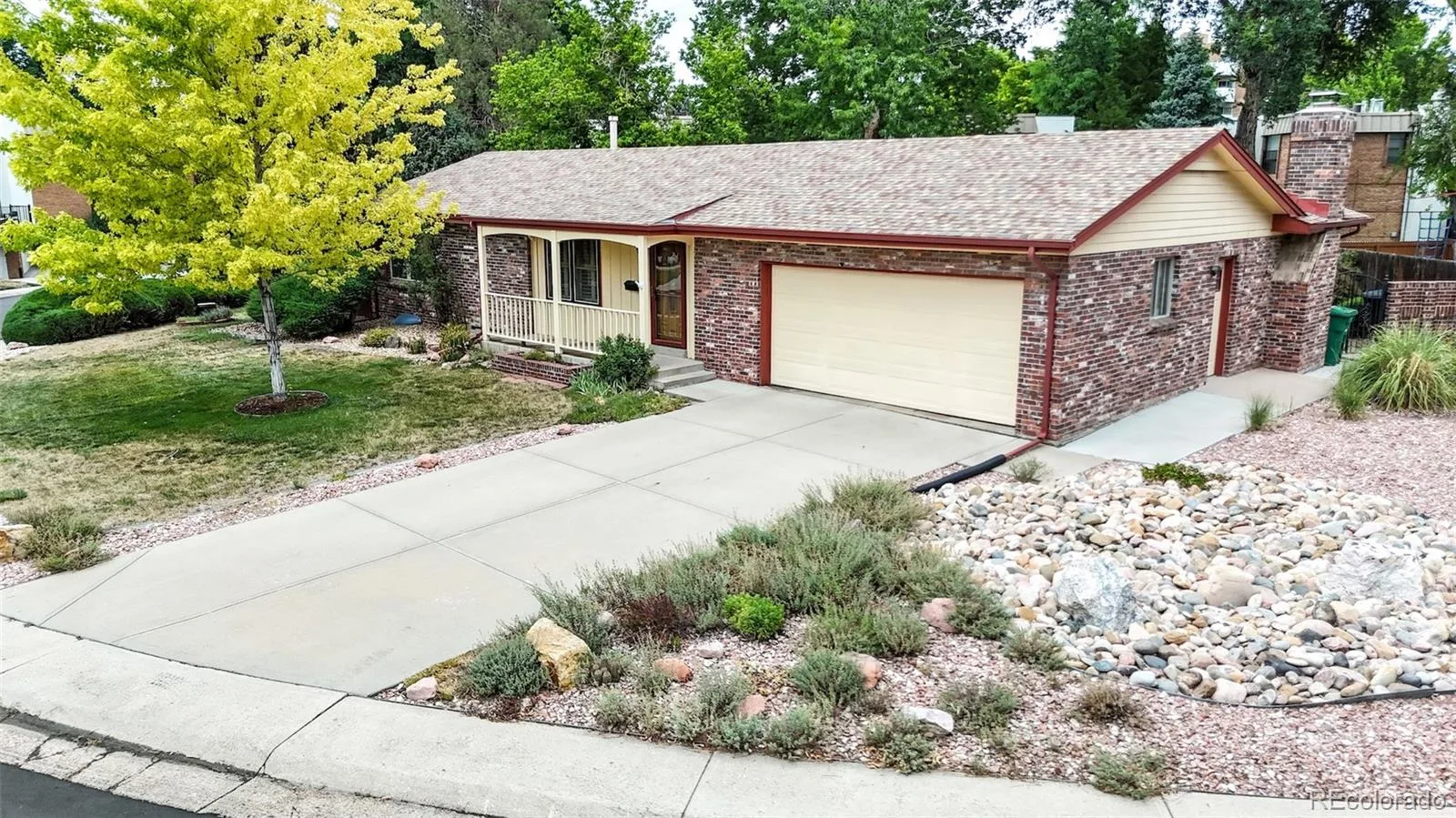 6403 E Bethany Place Denver CO 80222 | MLS #REC8679238 08212026160552 1600 26