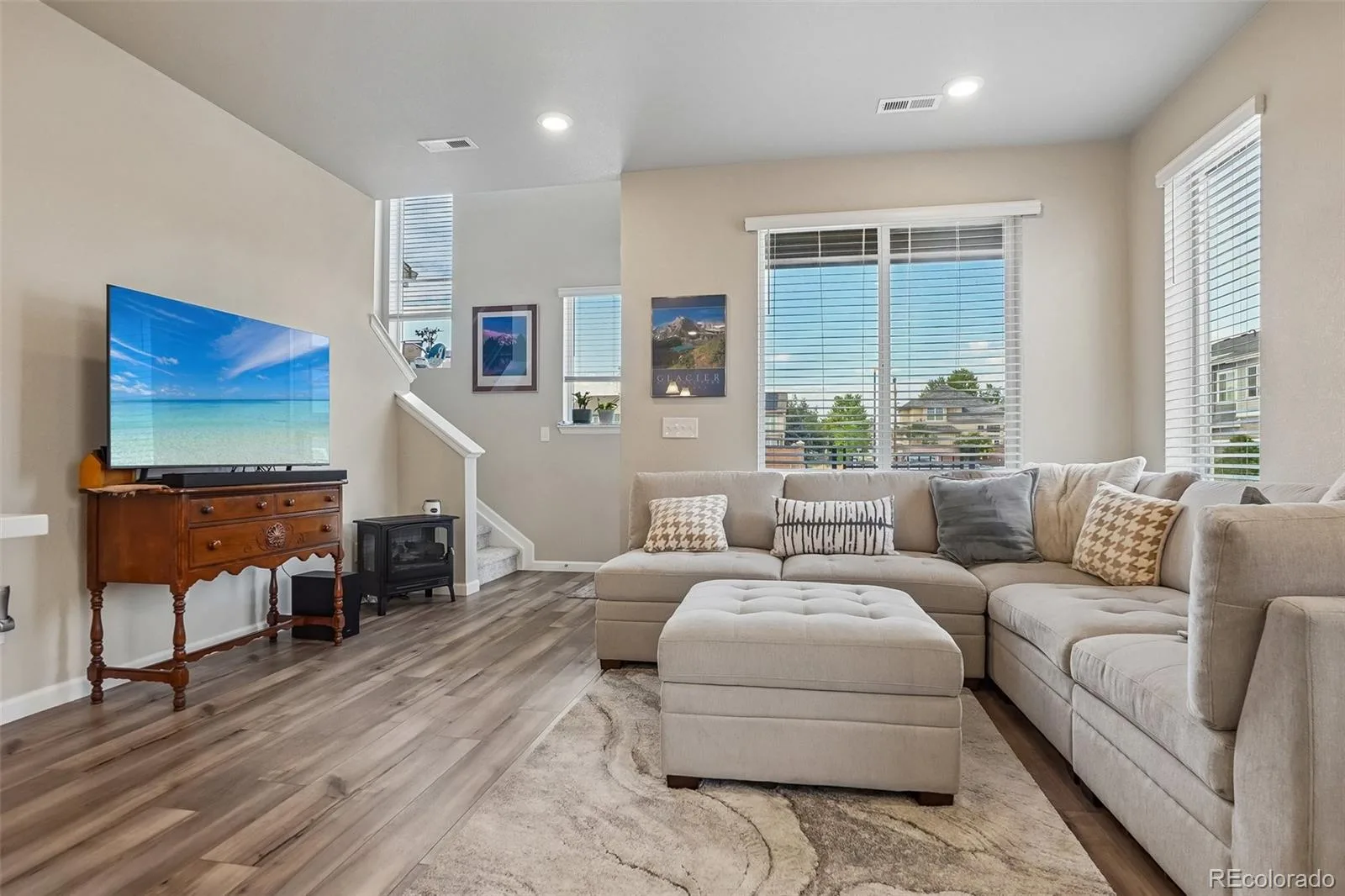 1833 S Poplar Court Denver CO 80224 | MLS #REC8680635 08282026214633 1600 14