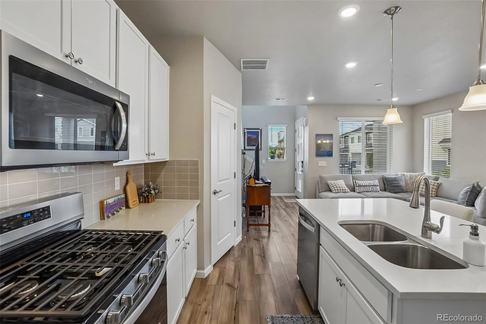 1833 S Poplar Court Denver CO 80224 | MLS #REC8680635 08282026214633 1600 18