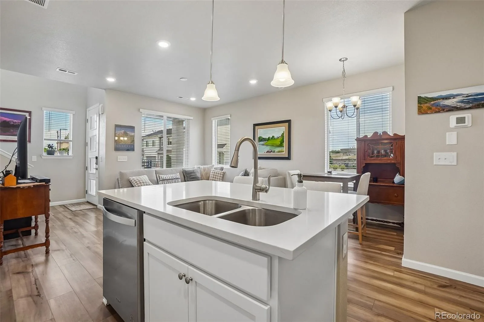 1833 S Poplar Court Denver CO 80224 | MLS #REC8680635 08282026214633 1600 19