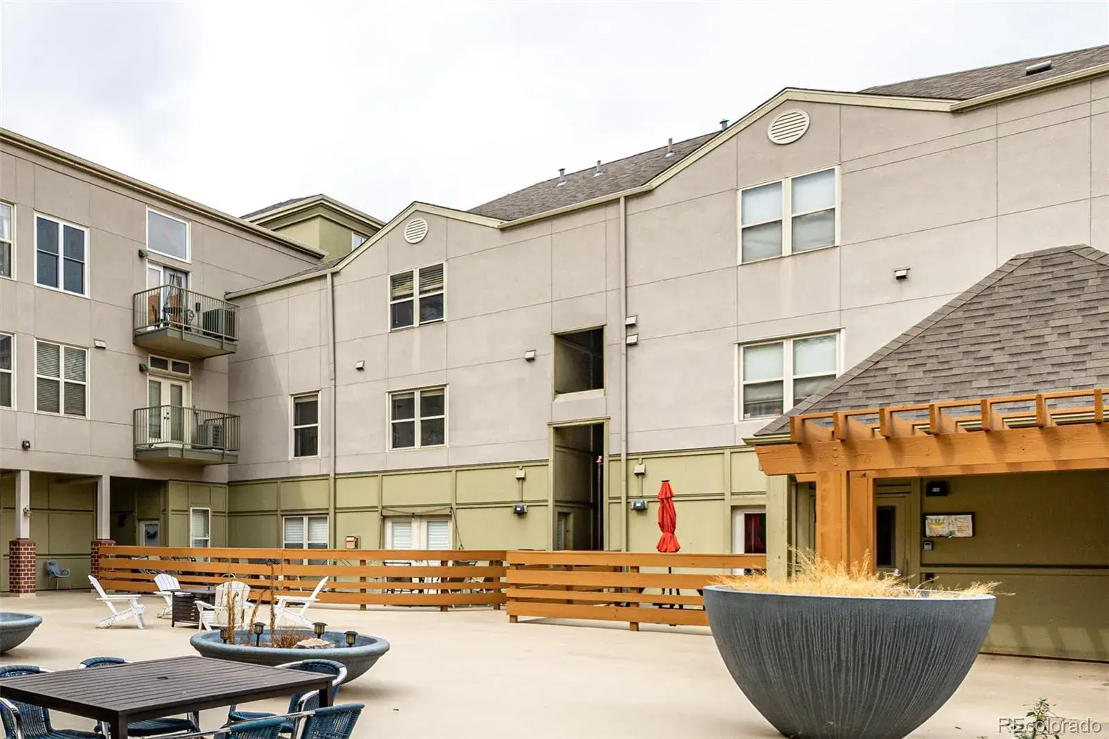 08082025030038 1600 30