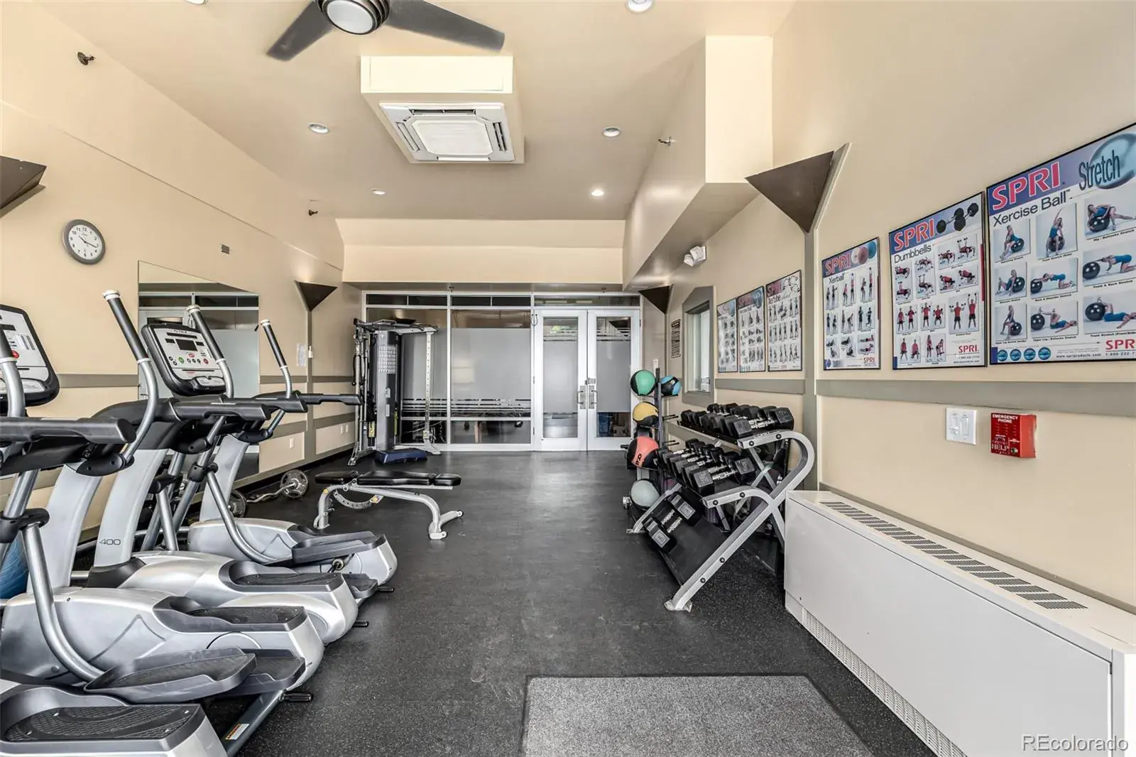 08082025030038 1600 33