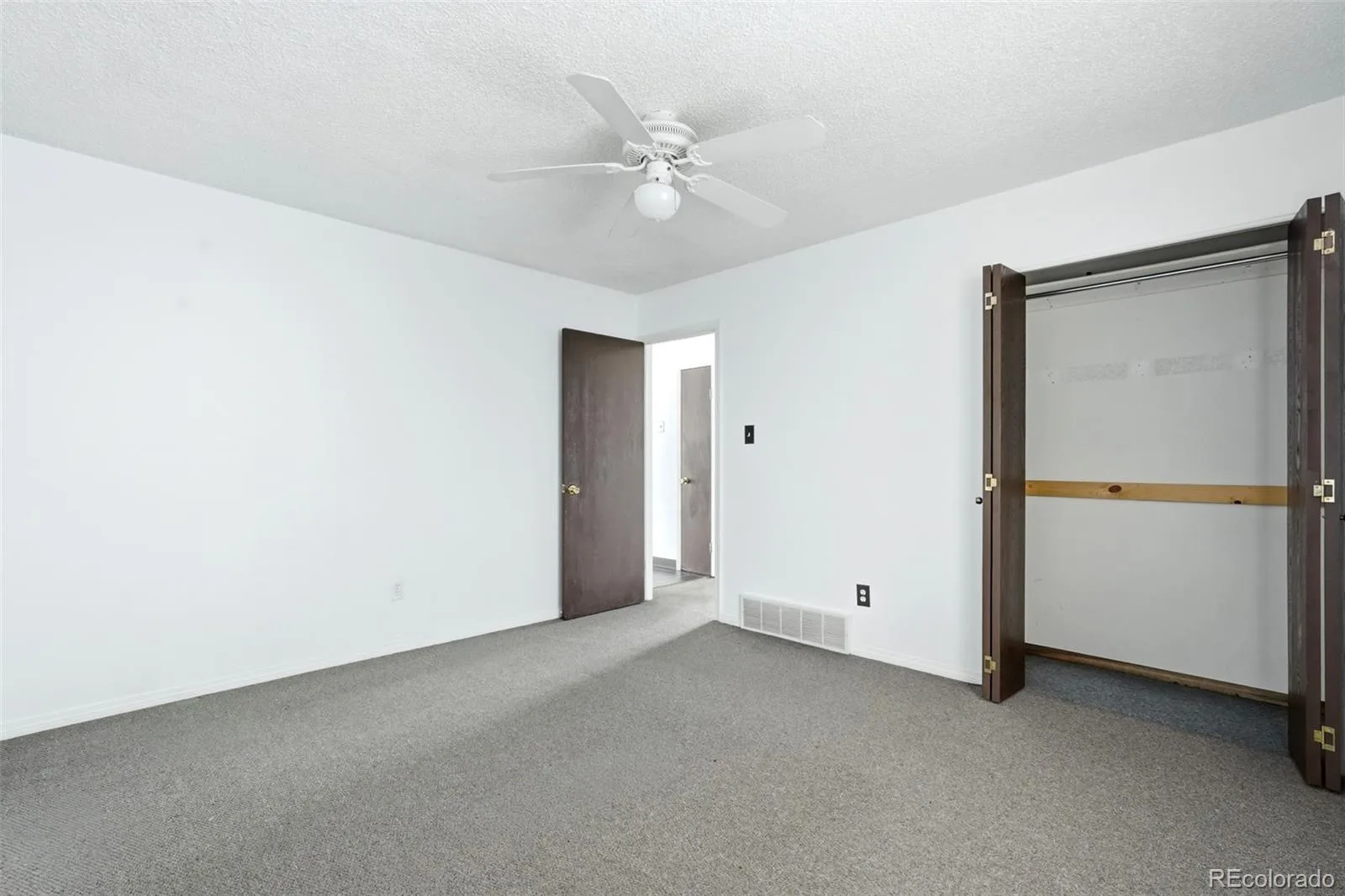 1553 S Carson Street Aurora CO 80012 | MLS #REC8683447 07022026213815 1600 10