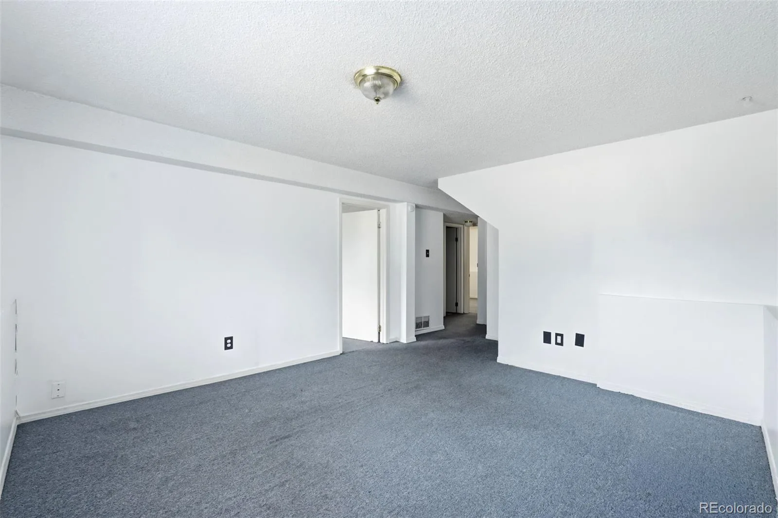 1553 S Carson Street Aurora CO 80012 | MLS #REC8683447 07022026213815 1600 16